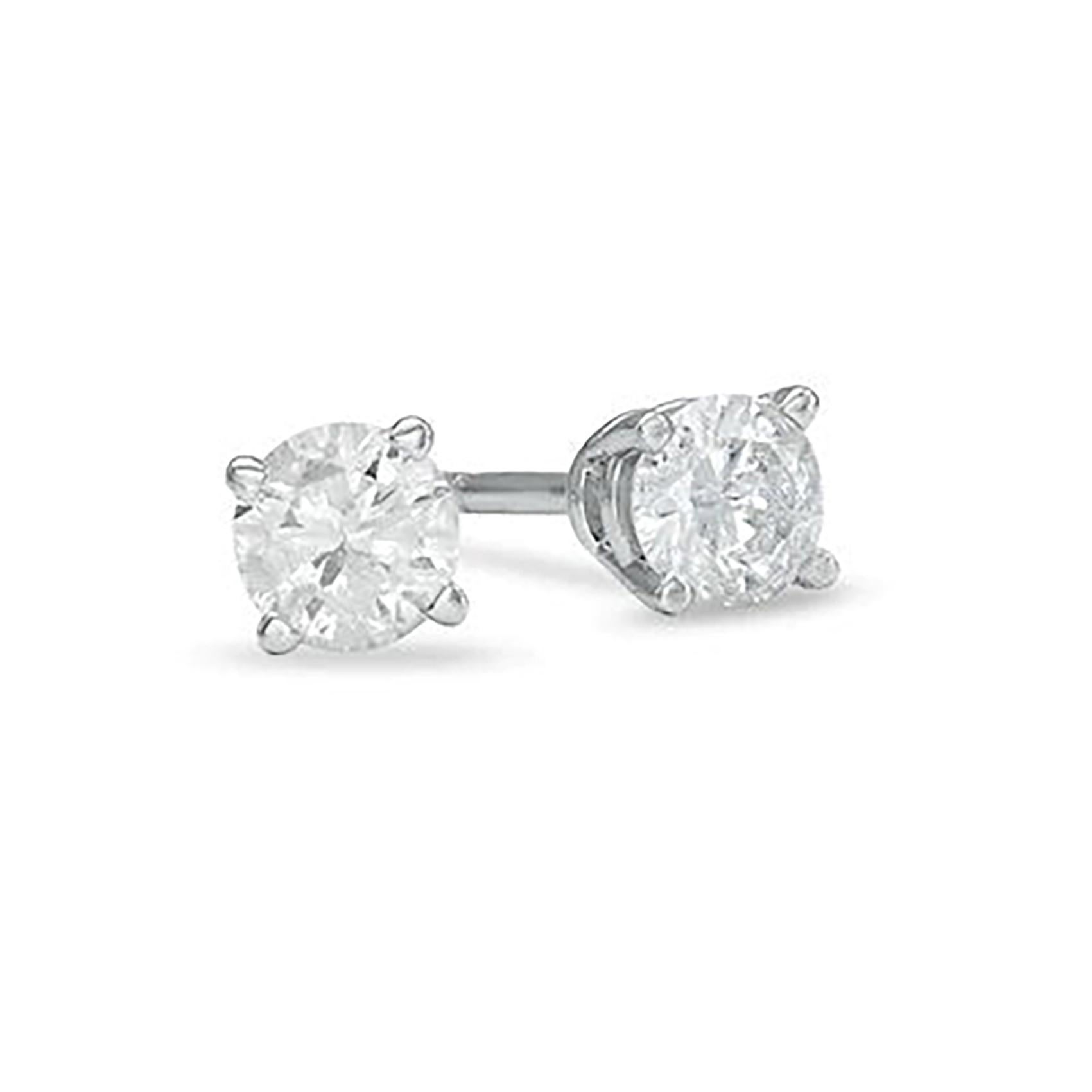 Stunning  3/8 CT. T.W. Diamond Solitaire Stud Earrings in 14K White Gold In Good Condition In New York, NY