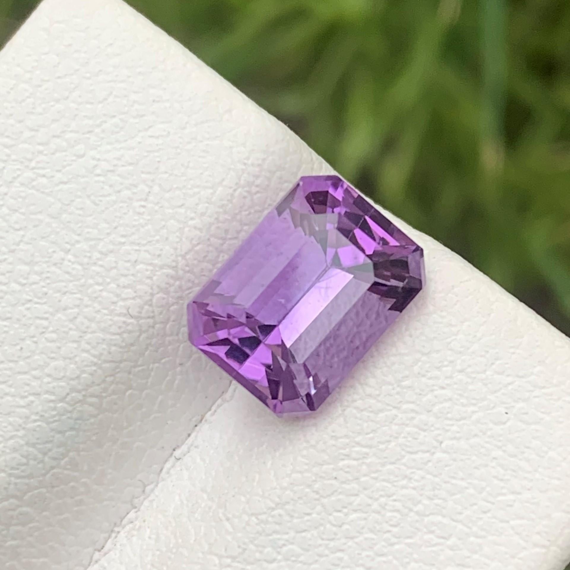 Gemstone Type : Amethyst
Weight : 3.0 Carats
Dimensions : 9.6x7.2x6.6 mm
Clarity : Clean
Origin : Brazil
Color: Purple
Shape: Emerald
Facet: Emerald Cut
Certificate: On Demand
Month: February
Purported amethyst powers for healing
enhancing the