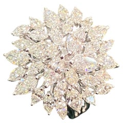 Stunning 3.20 Carats F/VS1 Marquise Diamonds Large Party Ring in 18K White Gold