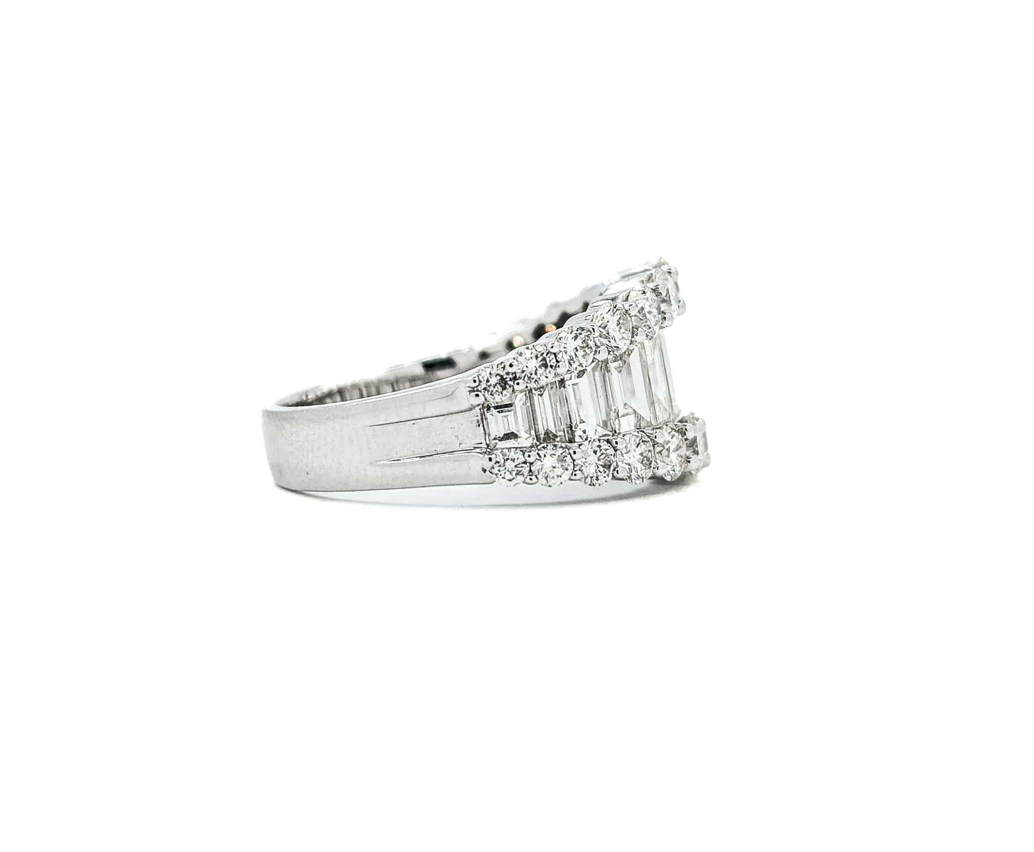 Stunning 3.38ctw Tapered Baguette Diamond Band Ring in White Gold 3