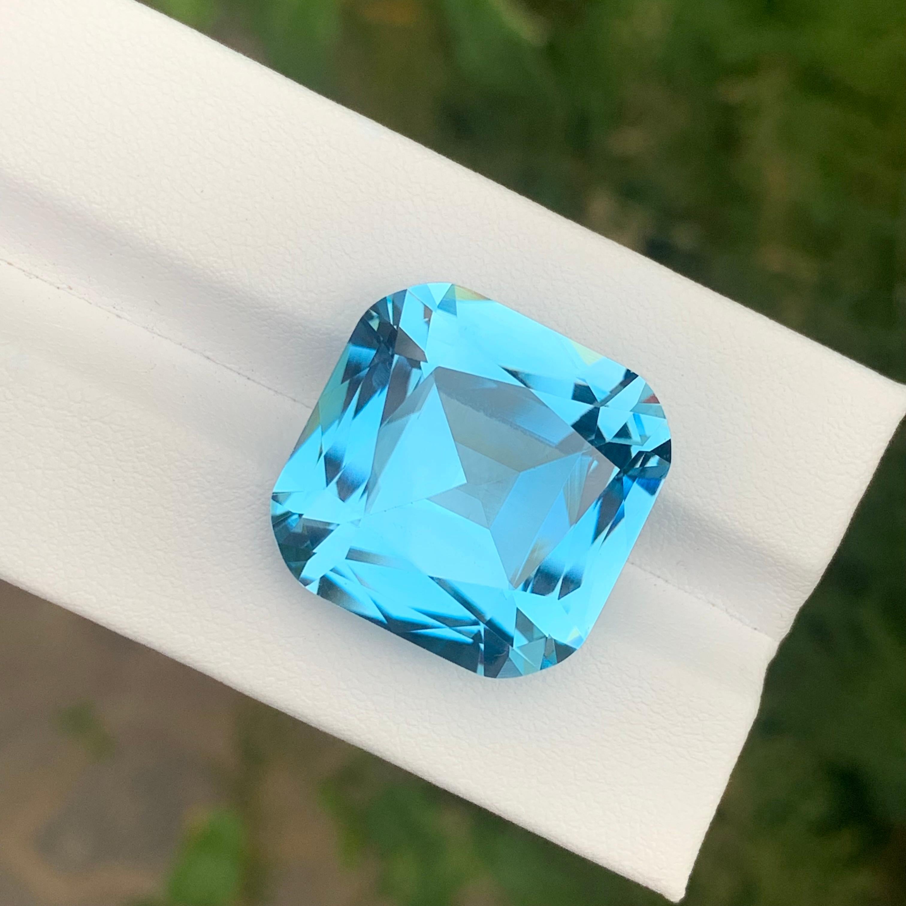 Stunning 34.40 Carats Loose Sky Blue Topaz Cushion Shape Gem For Sale 7