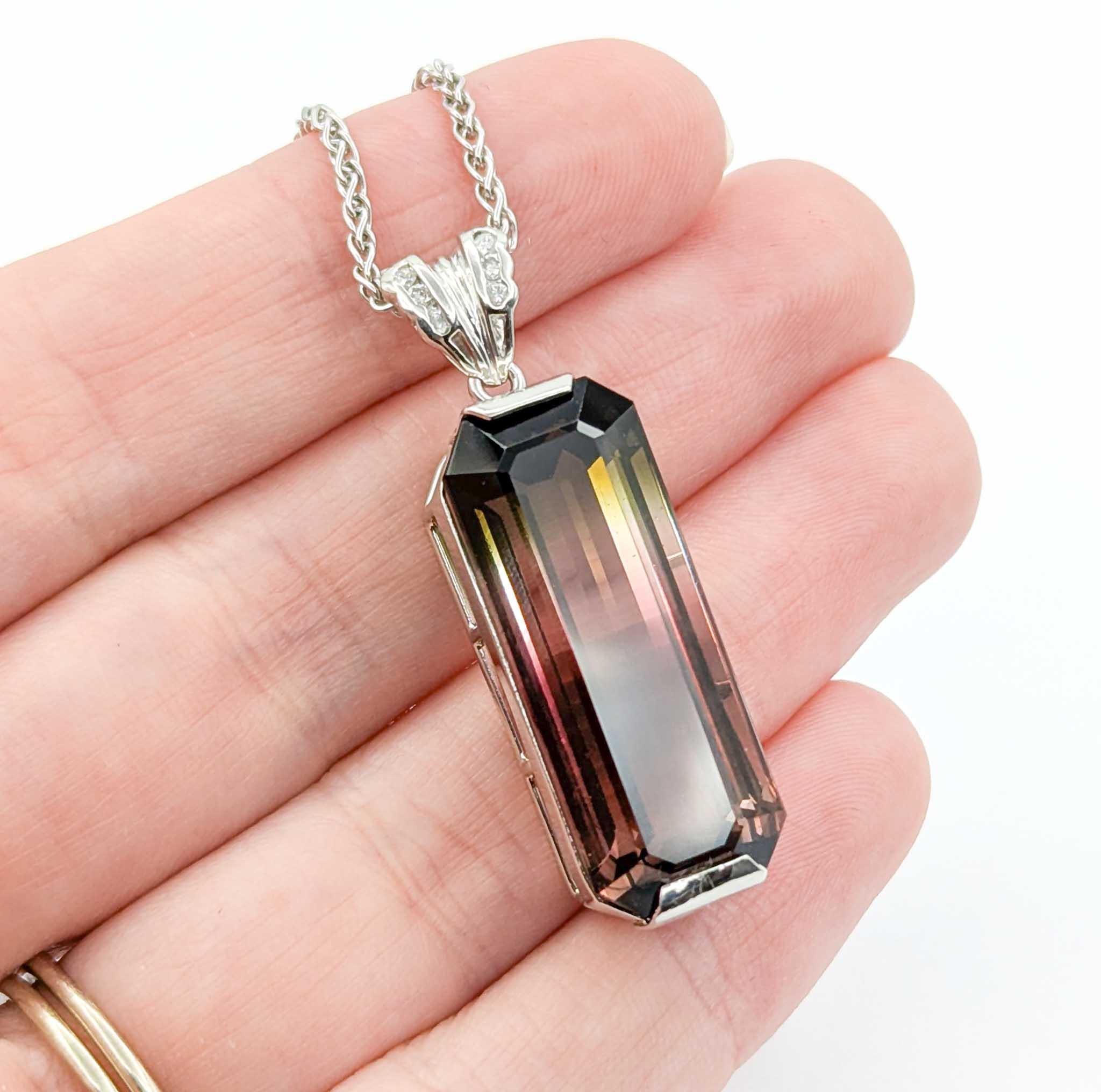 Superbe collier à pendentifs en tourmaline rose et verte bicolore de 34,54ct en platine Excellent état - En vente à Bloomington, MN