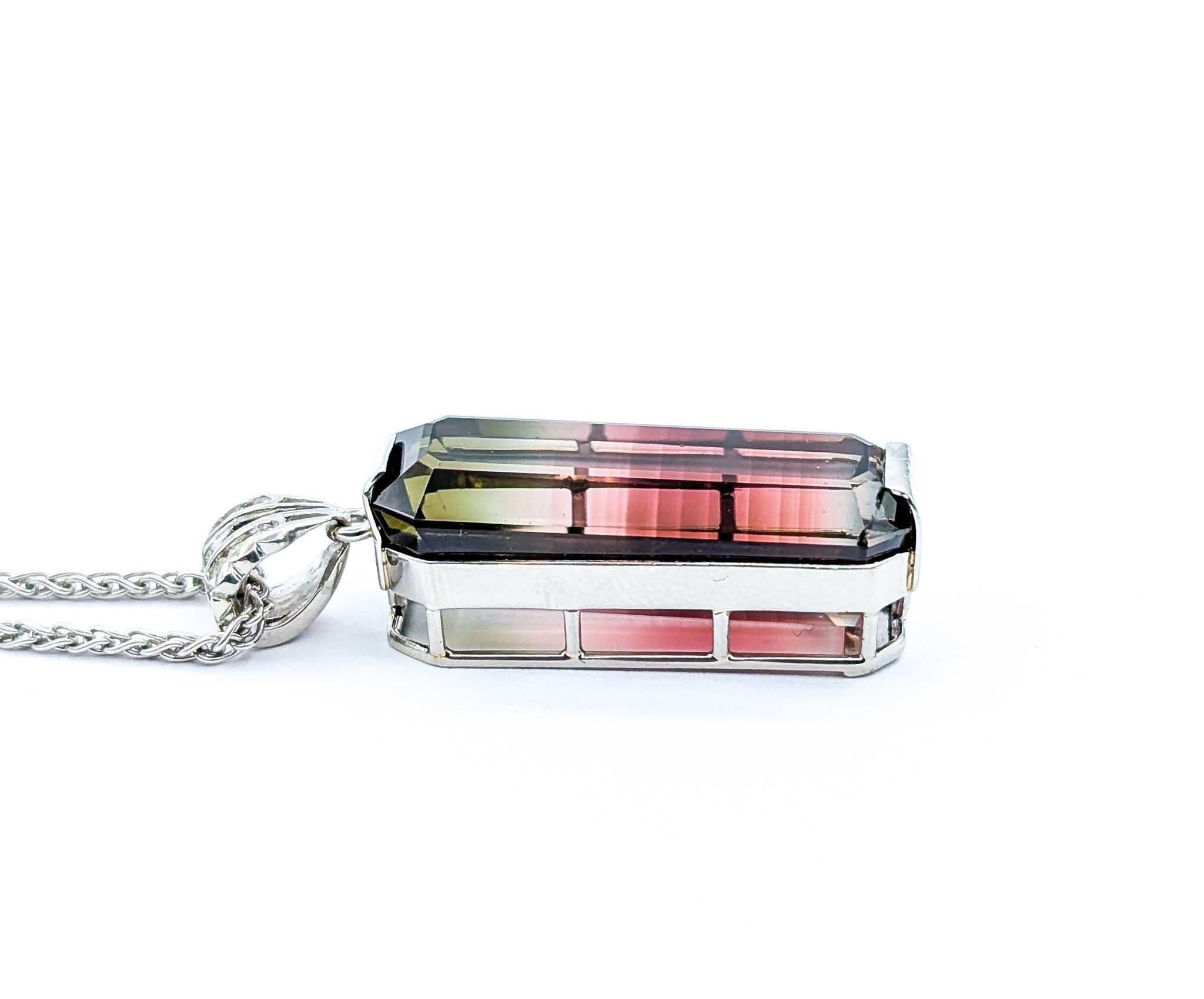 Superbe collier à pendentifs en tourmaline rose et verte bicolore de 34,54ct en platine en vente 2