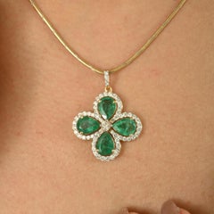 Stunning 3.56ct Emerald & Diamond Clover Pendant Made in 18K Solid White Gold