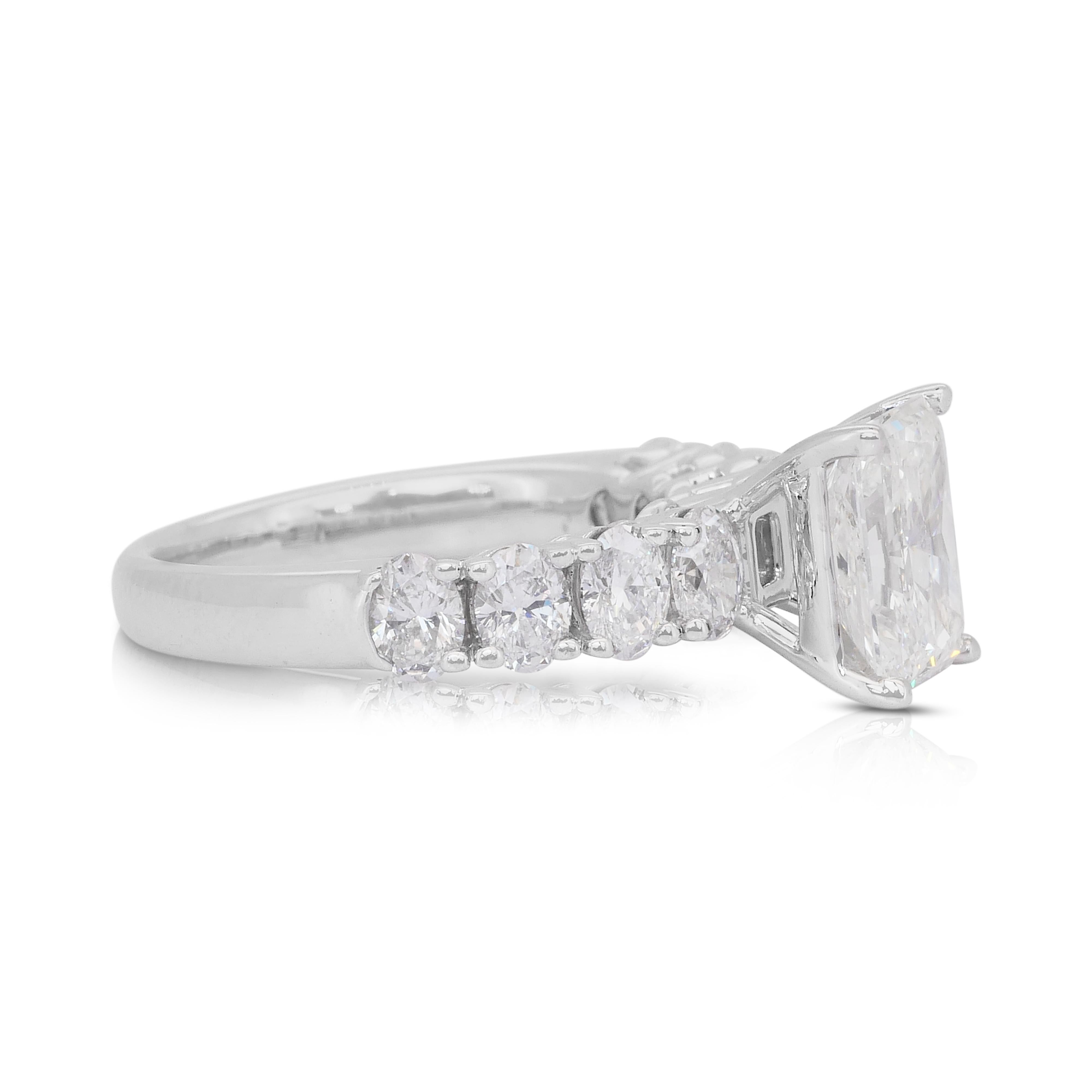 Radiant Cut Stunning 3.69ct Diamonds Pave Ring in 18k White Gold - IGI Certified For Sale
