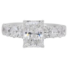 Sortija con pavé de diamantes de 3,69 ct en oro blanco de 18k - Certificado IGI