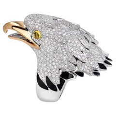 Superbe bague aigle en or 18 carats, émail, saphir jaune et diamants de 3,71 carats F/VS1