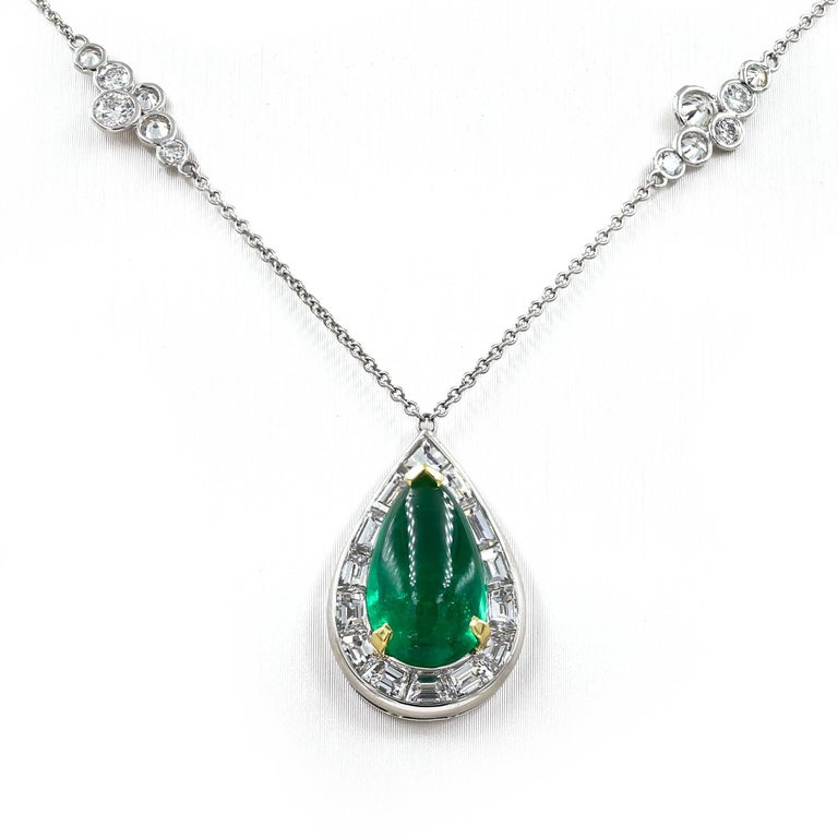 Stunning 3.95 Carat Cabochon Emerald and Diamond Necklace at 1stDibs
