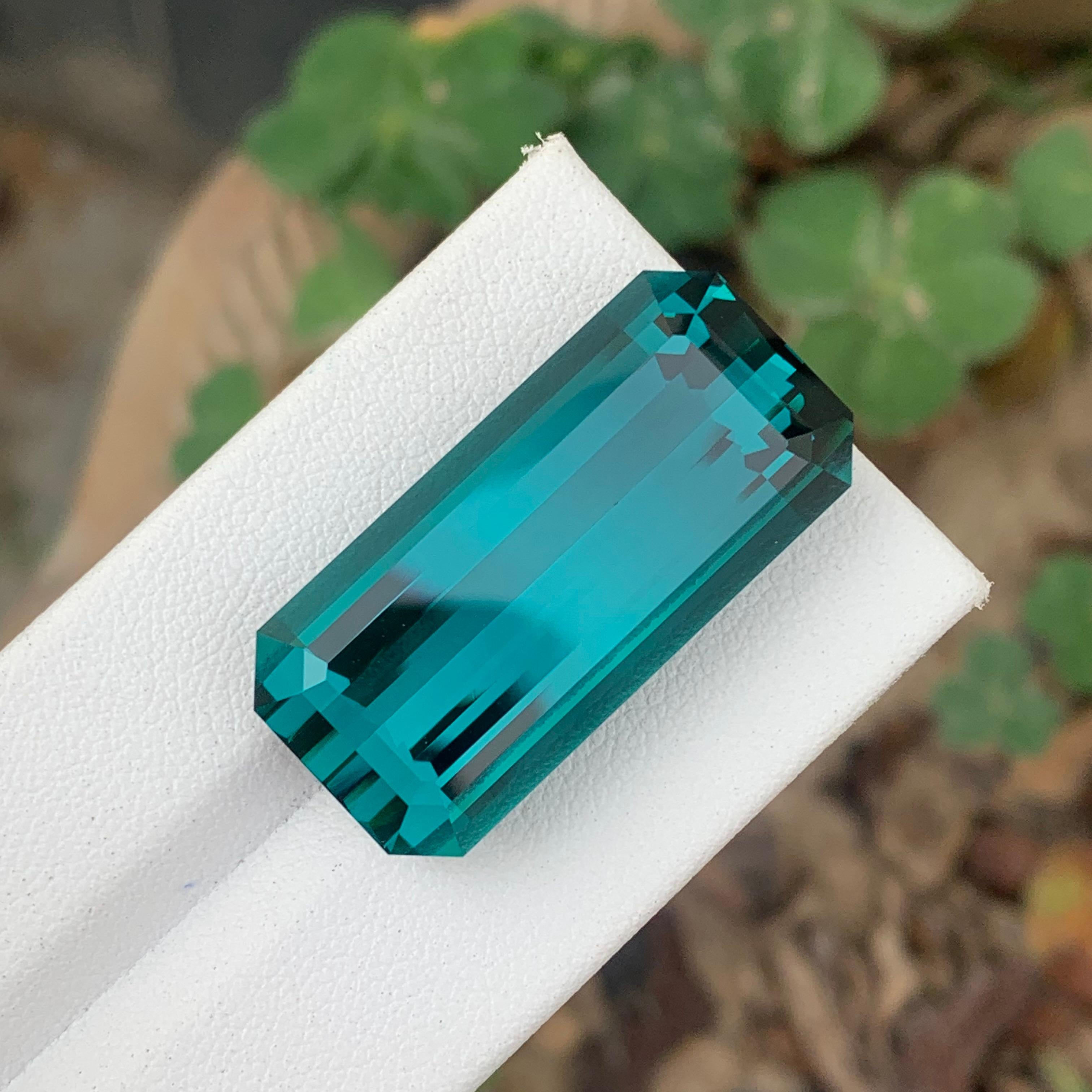 Stunning 40.80 Carat Natural Loose Blue Indicolite Tourmaline for Necklace Jewel For Sale 5