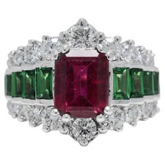 Stunning 4.66ct Tourmaline, Tsavorite, & Diamonds Ring in 18K White Gold