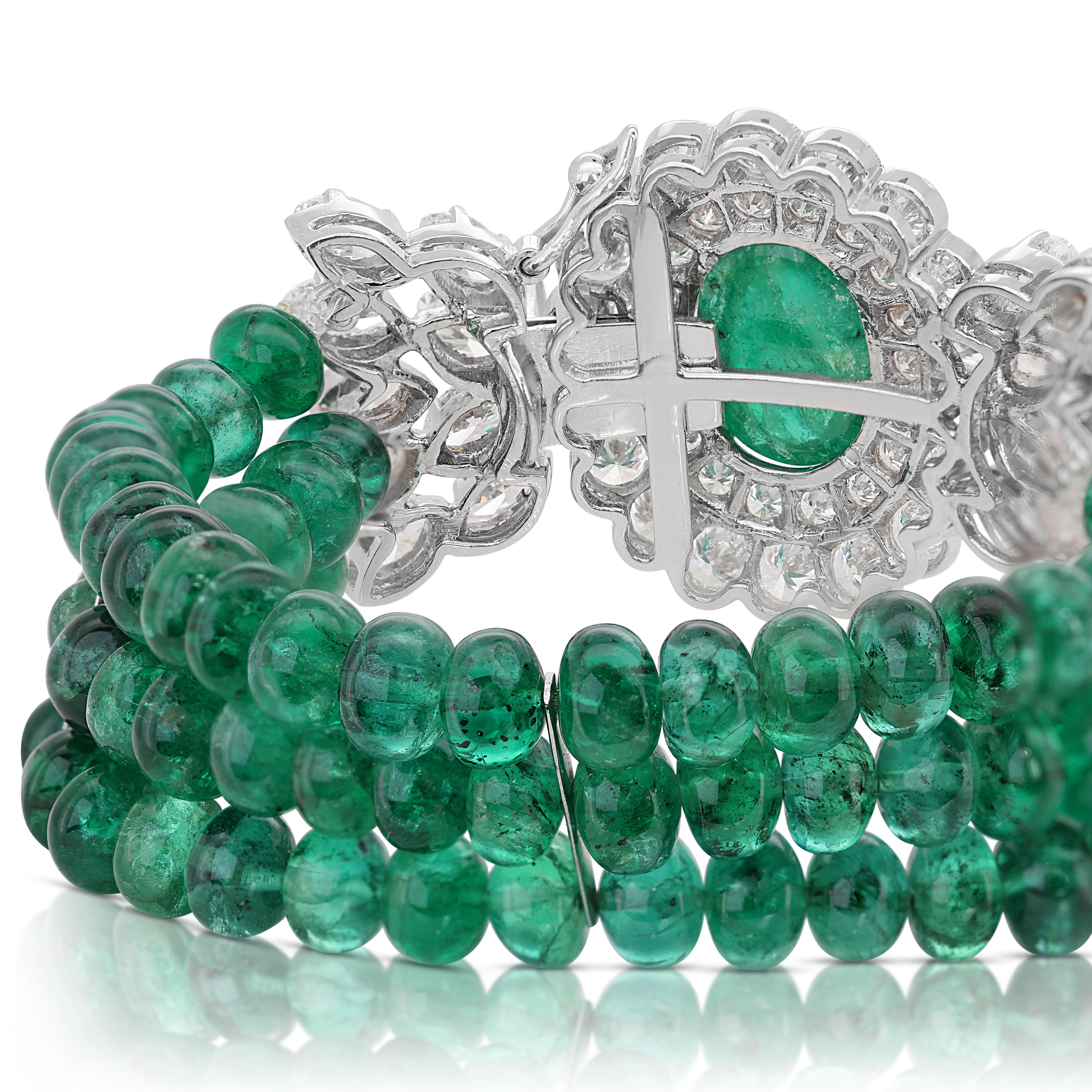 Stunning 4.76ct Emerald Bracelet with Diamonds in 18K White Gold  For Sale 1