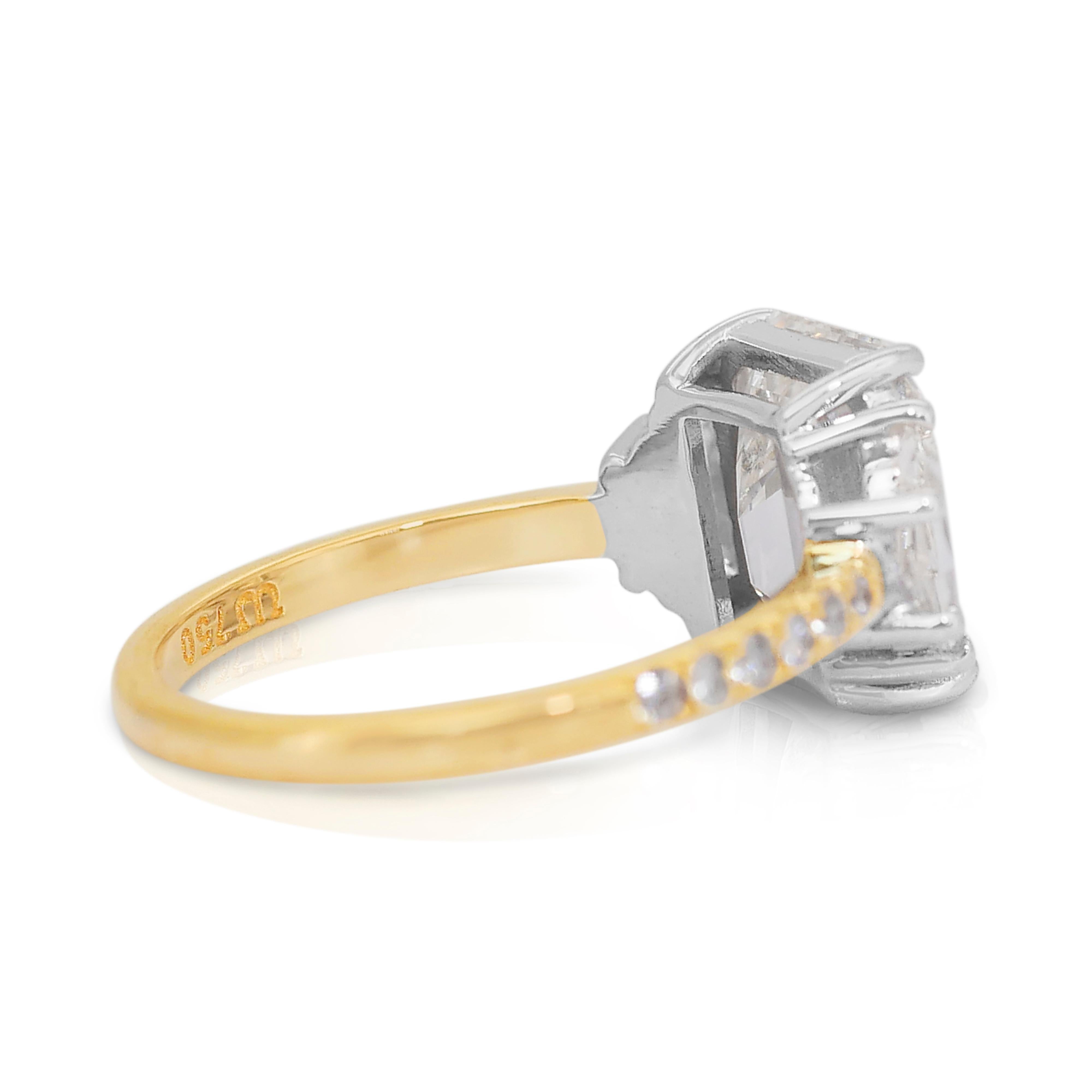 Emerald Cut Stunning 4.90ct Diamonds 3-Stone Ring in 18k White and Yellow Gold