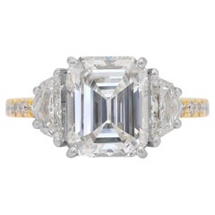 Stunning 4.90ct Diamonds 3-Stone Ring in 18k White and Yellow Gold