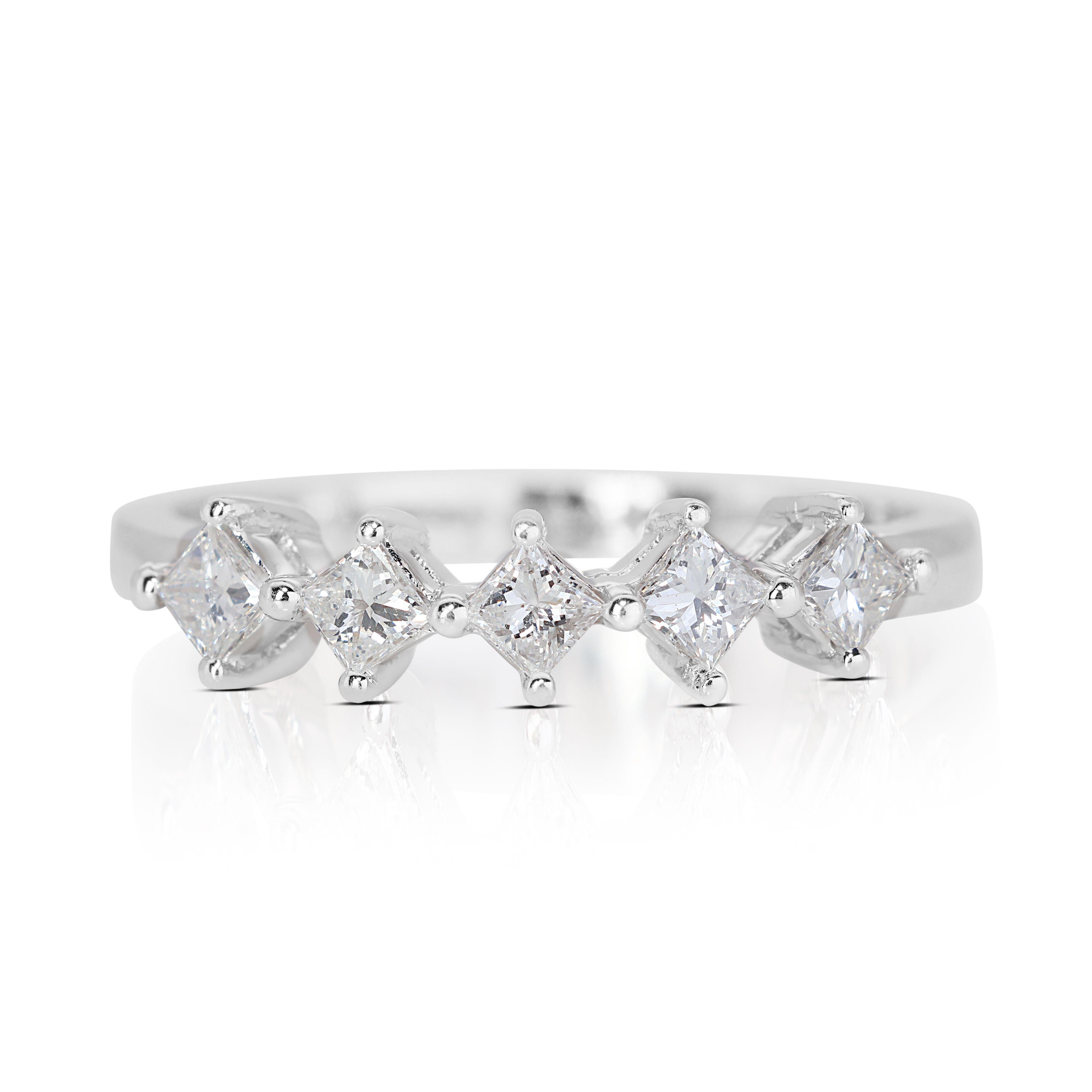 Princess Cut Stunning 5-stone Ring with 0.50ct Natural Diamonds in 18K White Gold For Sale