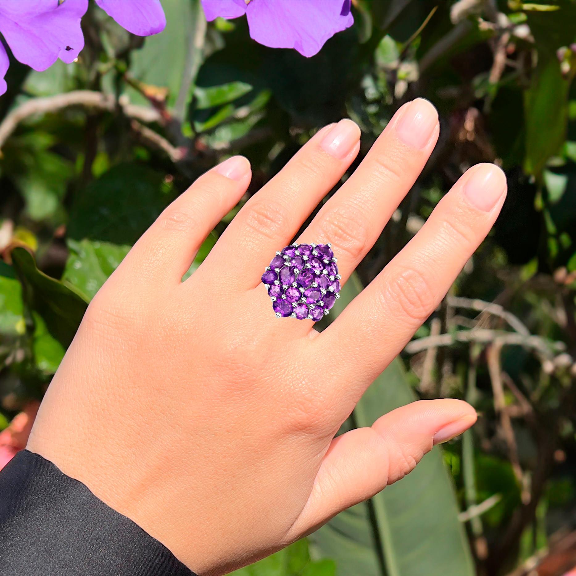 Contemporary Stunning 5.50 Carats Natural Amethyst Cocktail Ring Sterling Silver For Sale