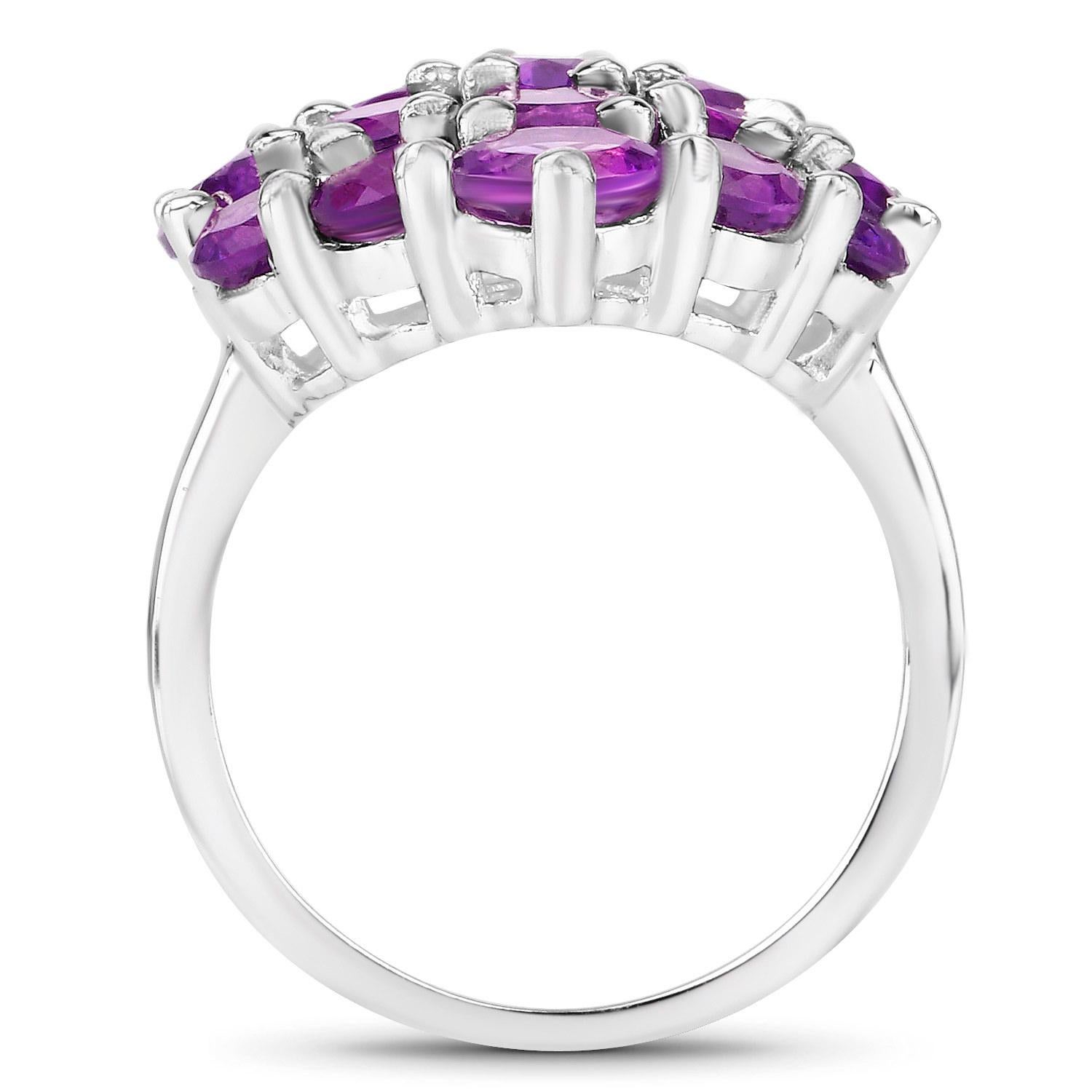 Stunning 5.50 Carats Natural Amethyst Cocktail Ring Sterling Silver en Excelente estado para la venta en Aliso Viejo, CA
