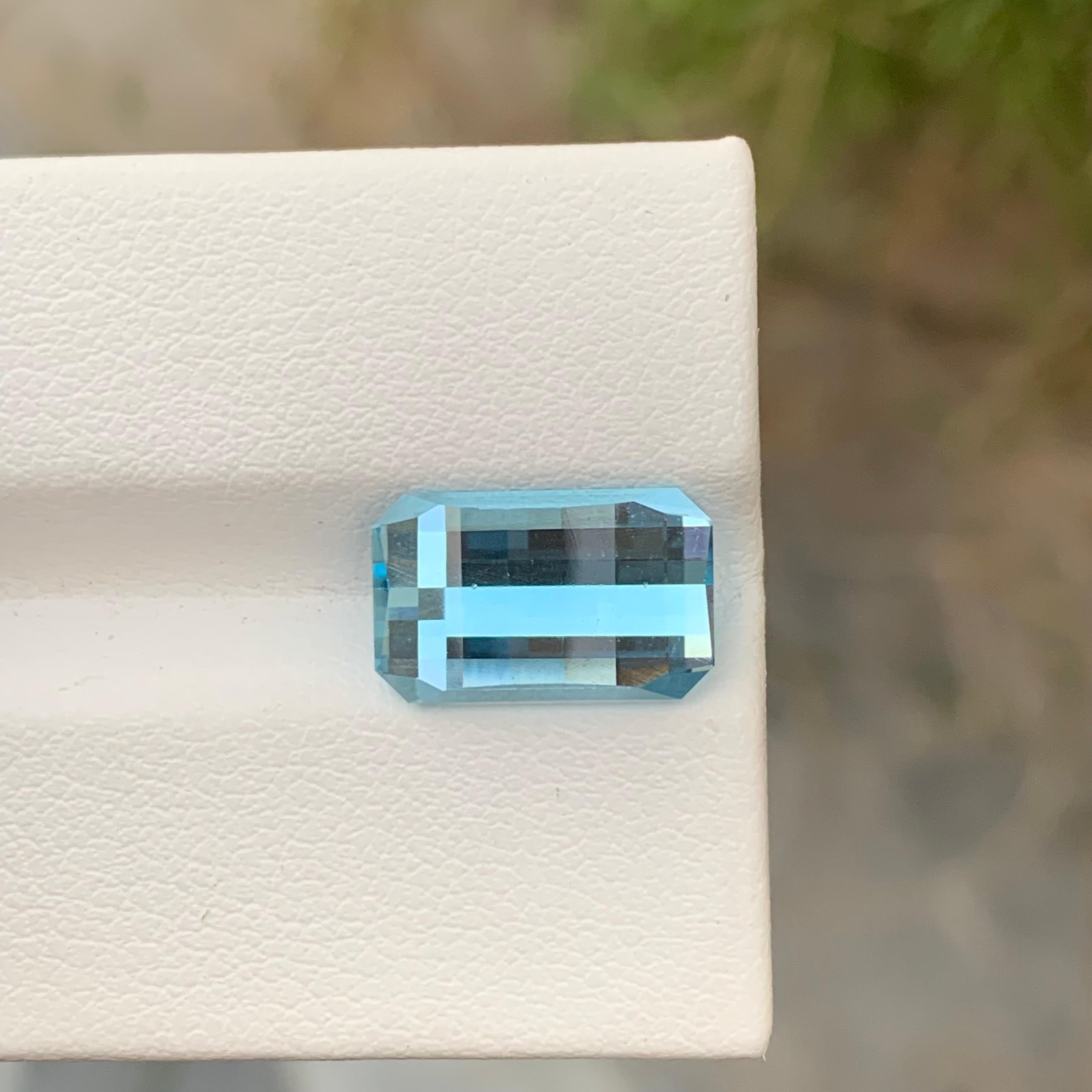 Stunning 6.15 Carats Pixelated Cut Loose Sky Blue Topaz Earth Mine Ring Gem For Sale 4