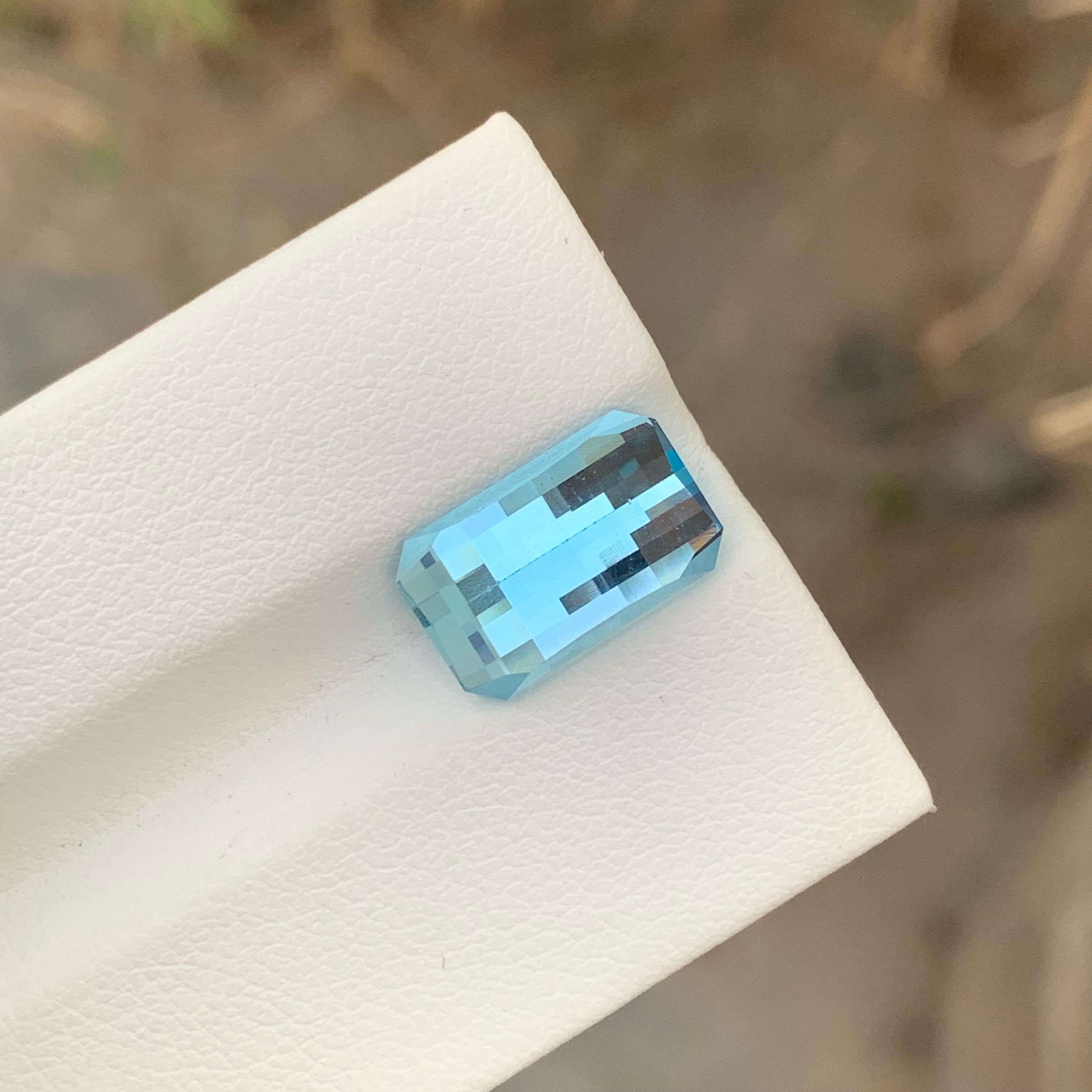 Stunning 6.15 Carats Pixelated Cut Loose Sky Blue Topaz Earth Mine Ring Gem In New Condition For Sale In Peshawar, PK
