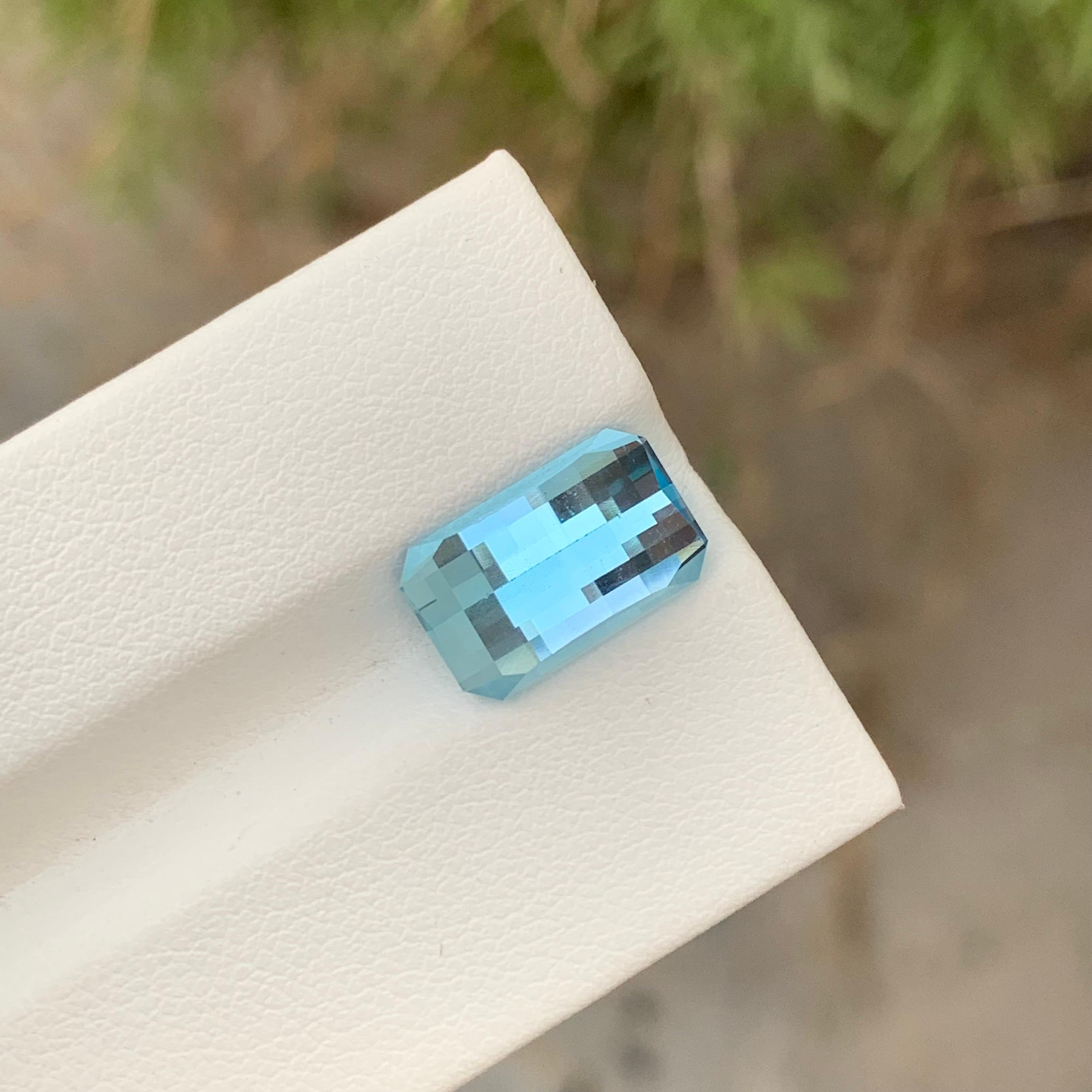 Stunning 6.15 Carats Pixelated Cut Loose Sky Blue Topaz Earth Mine Ring Gem For Sale 3