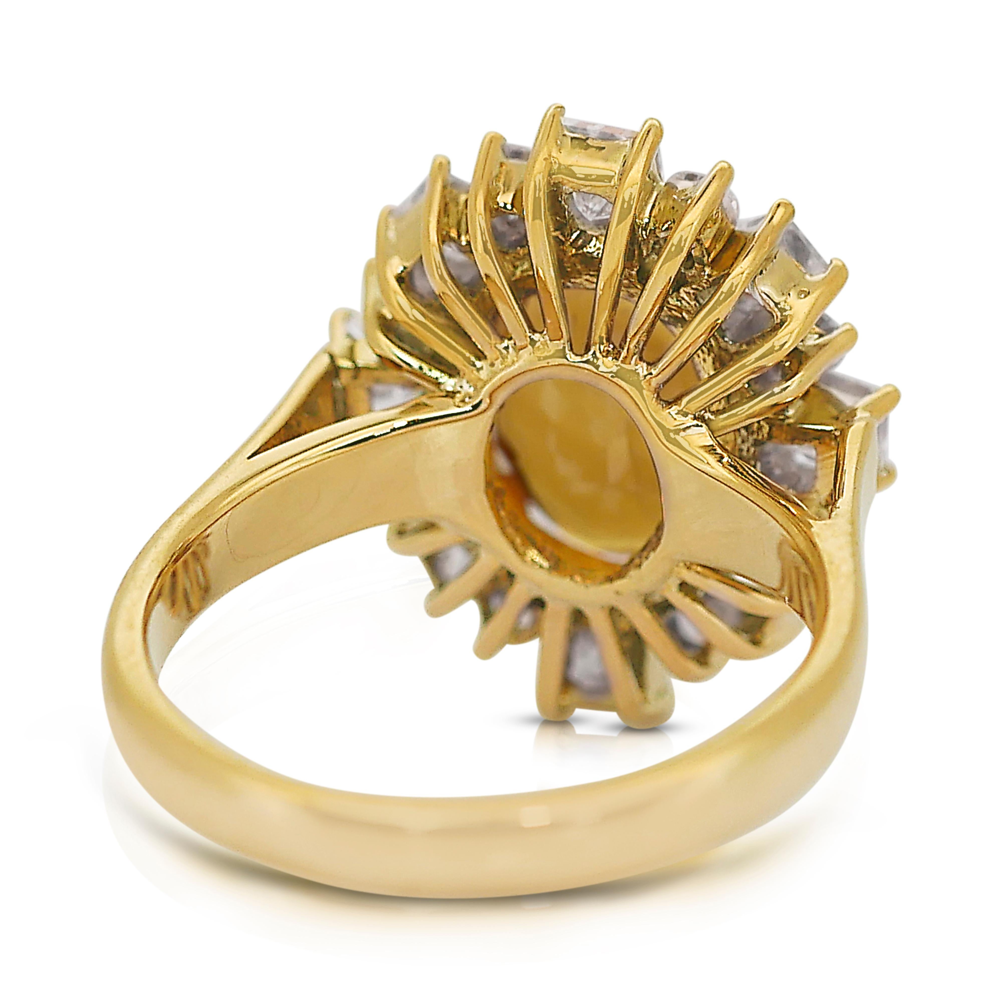 Women's Stunning 6.22ct Gold Sapphire and Diamonds Cluster Ring in 18k Yellow Gold
