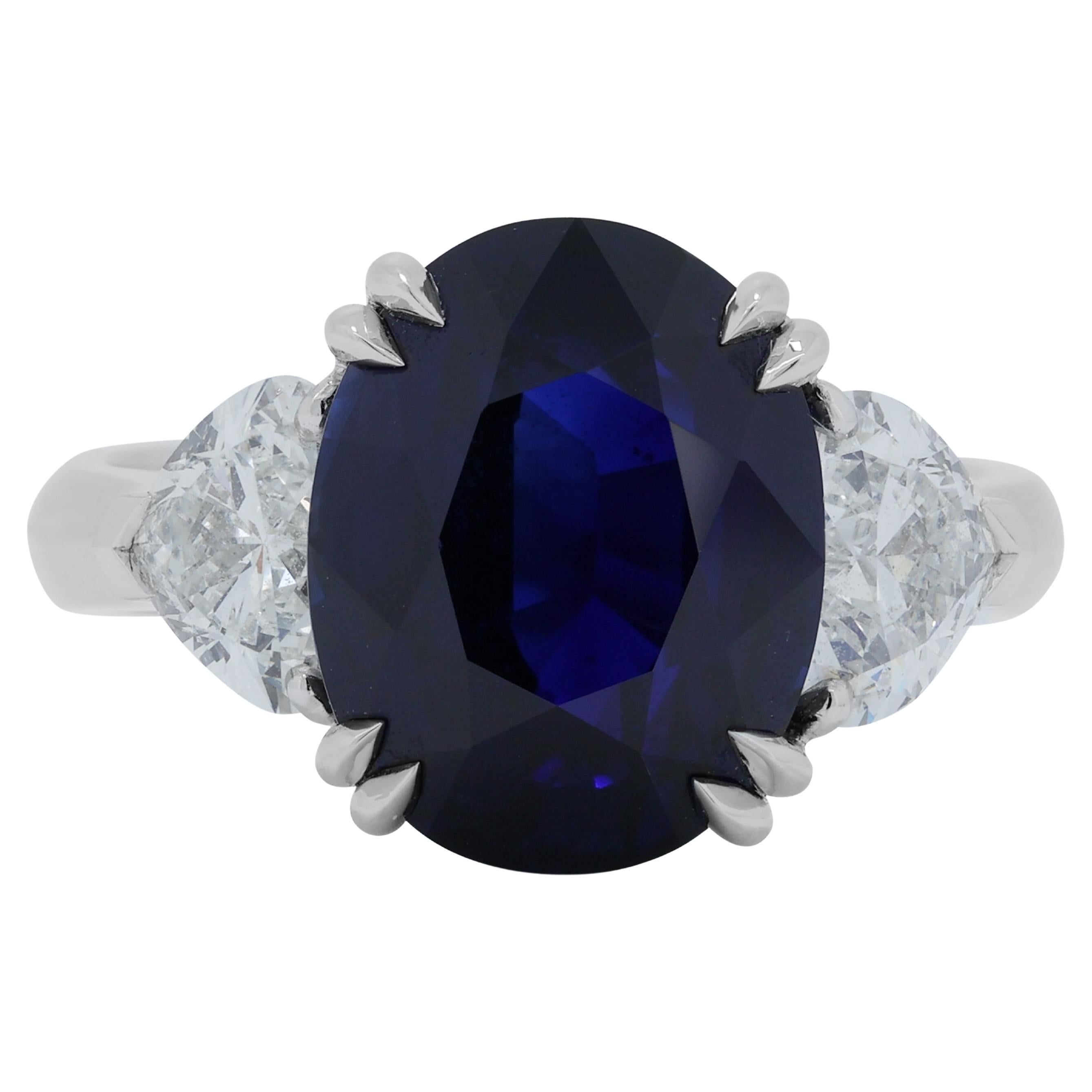 Stunning 7.01ct Sapphire Ring with Side Diamonds in 18K White Gold