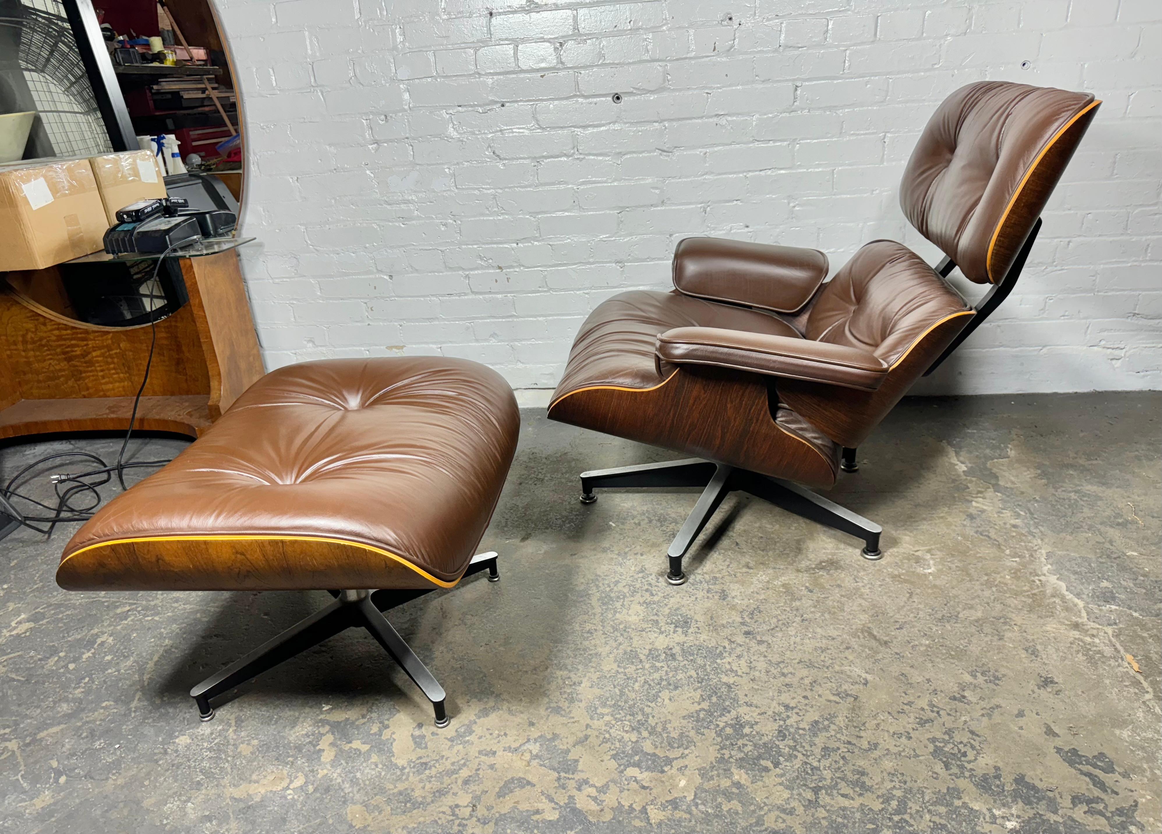 Late 20th Century Stunning 70's Rosewood Eames Lounge Chair & Ottoman For Herman Miller