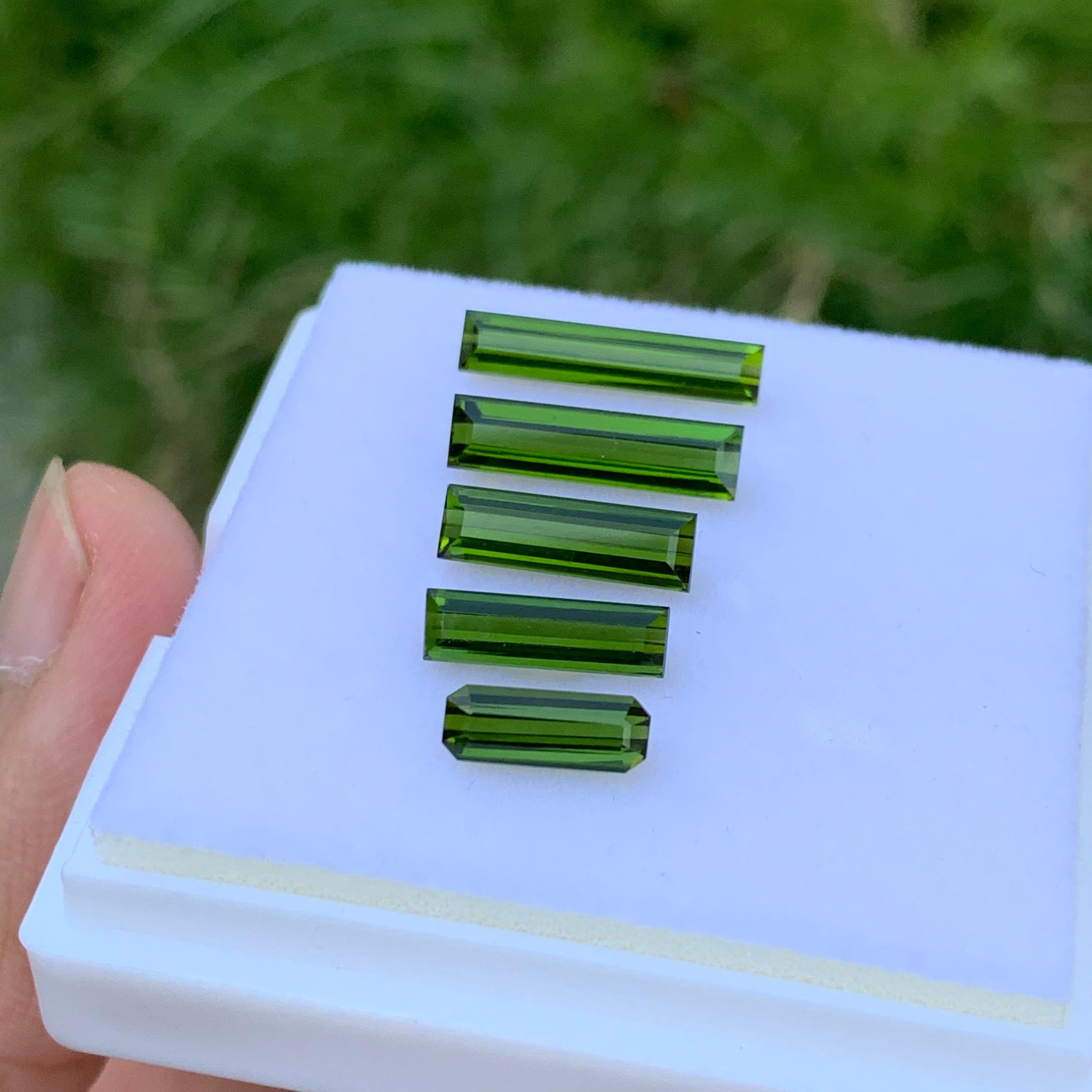 Stunning 7.30 Carats Loose Green Tourmaline Lot Wifi Set For Jewelry Making  For Sale 1