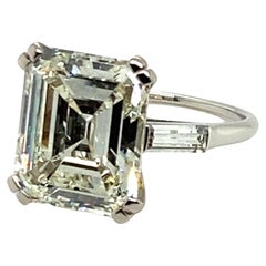 Stunning 7.34 Ct GIA Certified Emerald-Cut Diamond Ring in Platinum 950