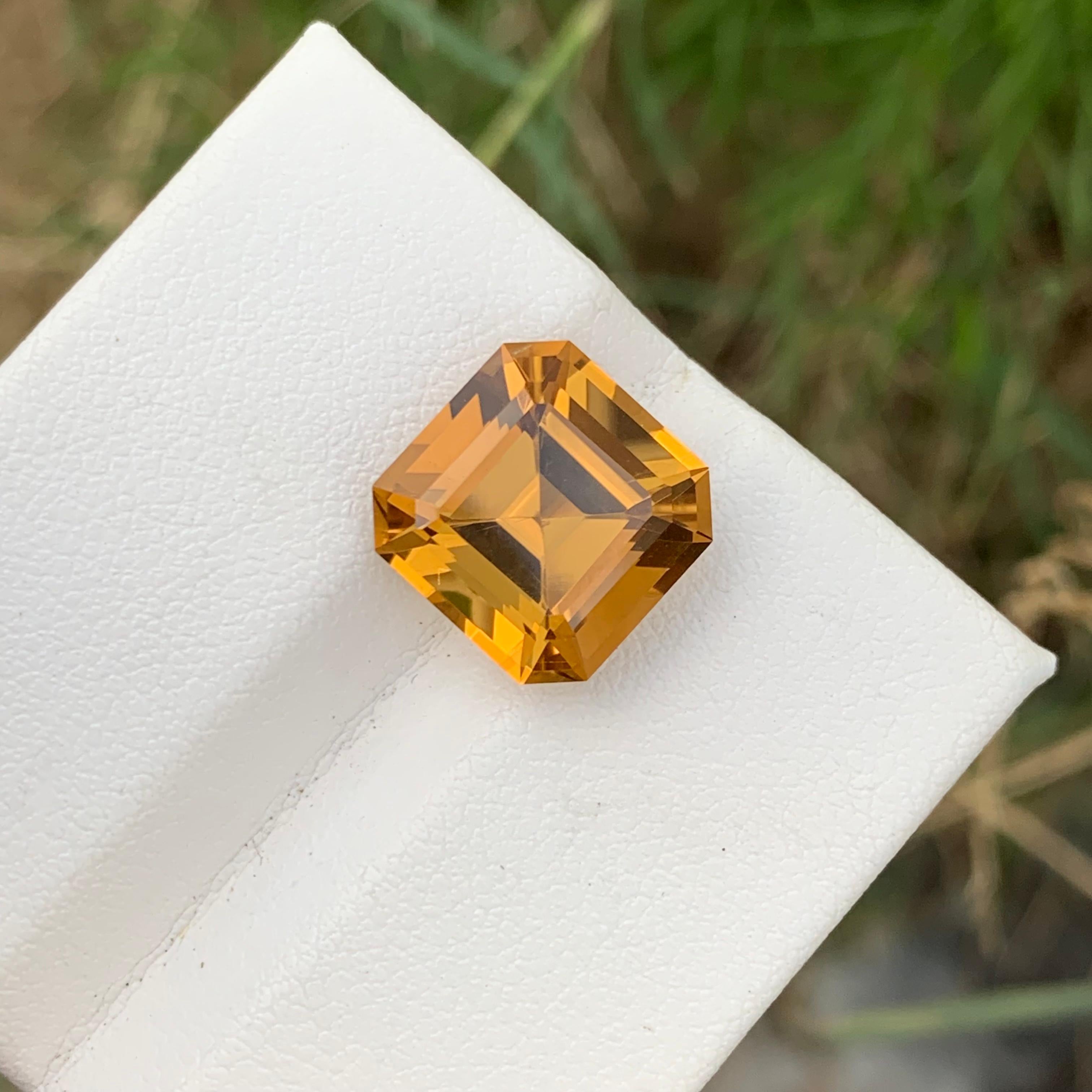 Stunning 7.35 Carats Perfect Square Asscher Cut Loose Citrine Ring Gemstone  For Sale 4