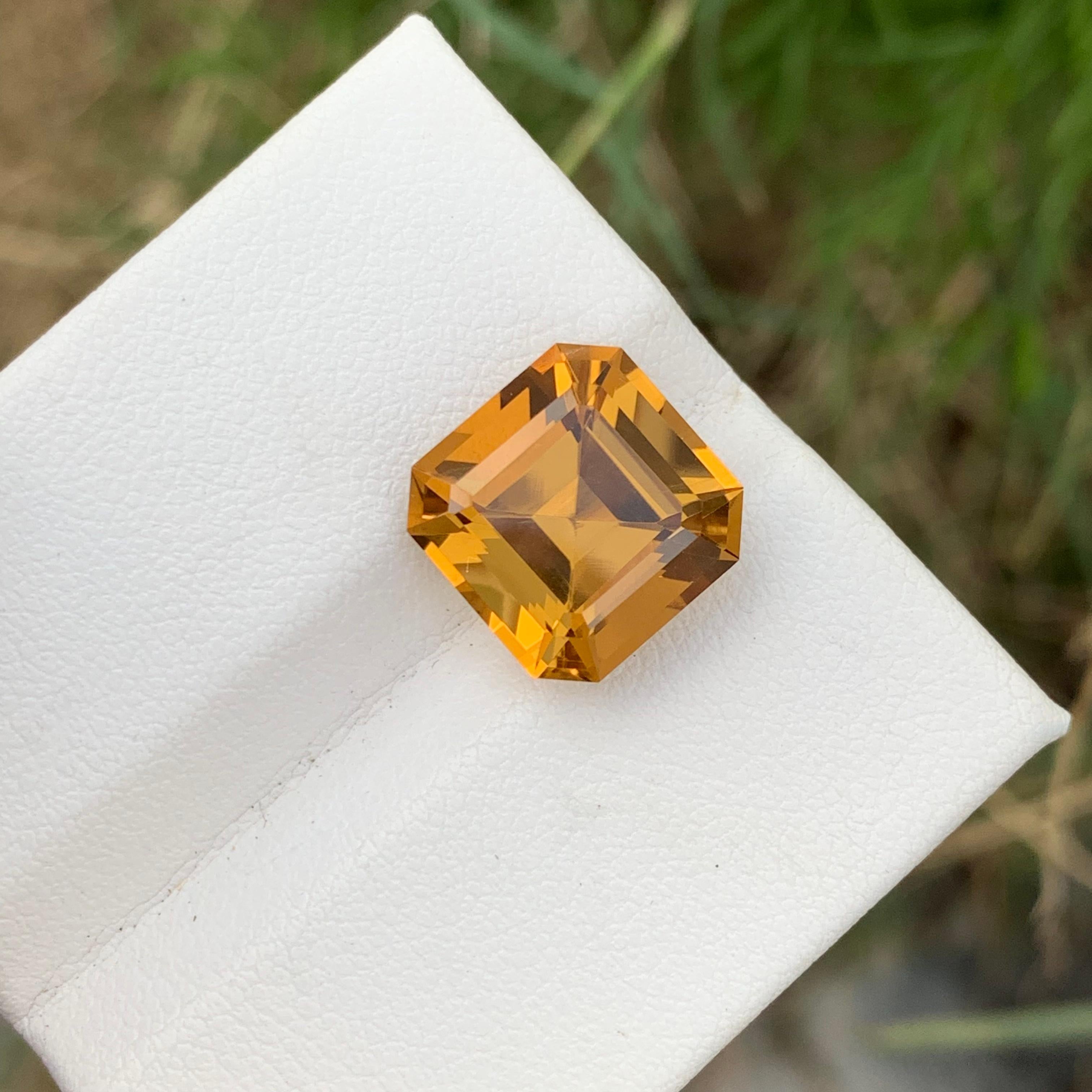 Women's or Men's Stunning 7.35 Carats Perfect Square Asscher Cut Loose Citrine Ring Gemstone  For Sale