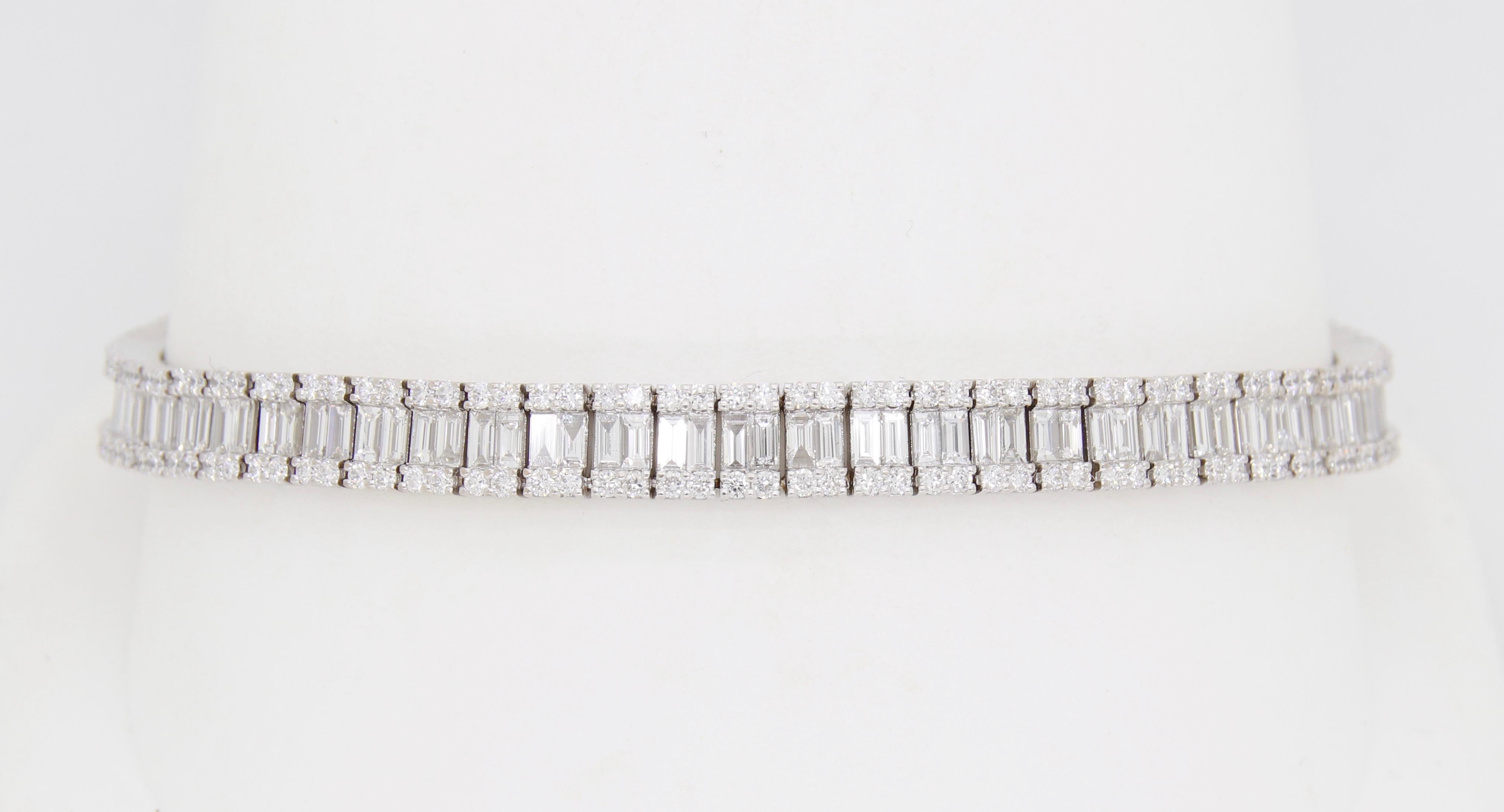 Stunning 7.44CTW Baguette & Round Diamond Bracelet in 18k White Gold For Sale 1