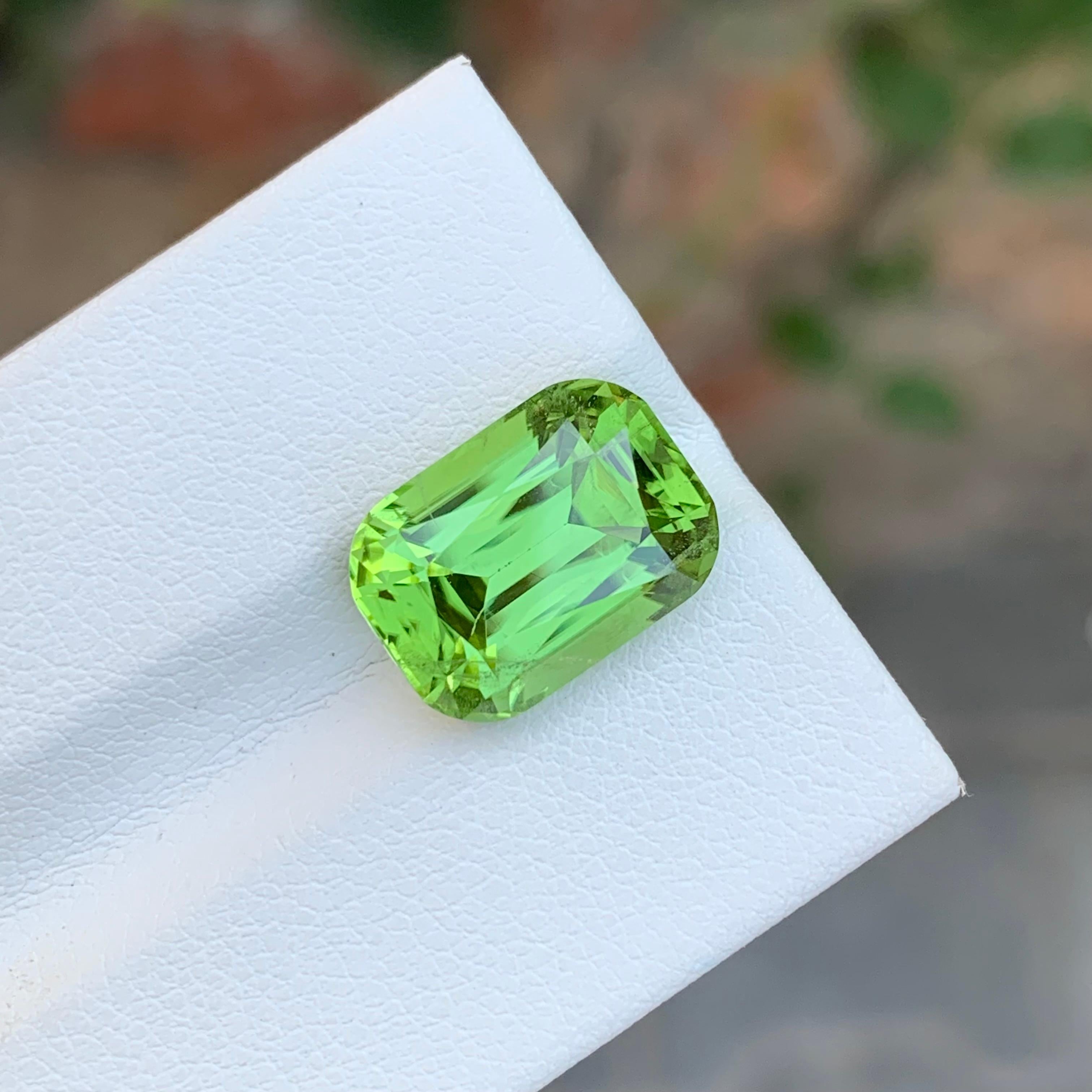 Impresionante Gema Natural De 7,60 Quilates De Peridoto Suelto En Forma De Cojín Para Anillo De Mujer en venta 5