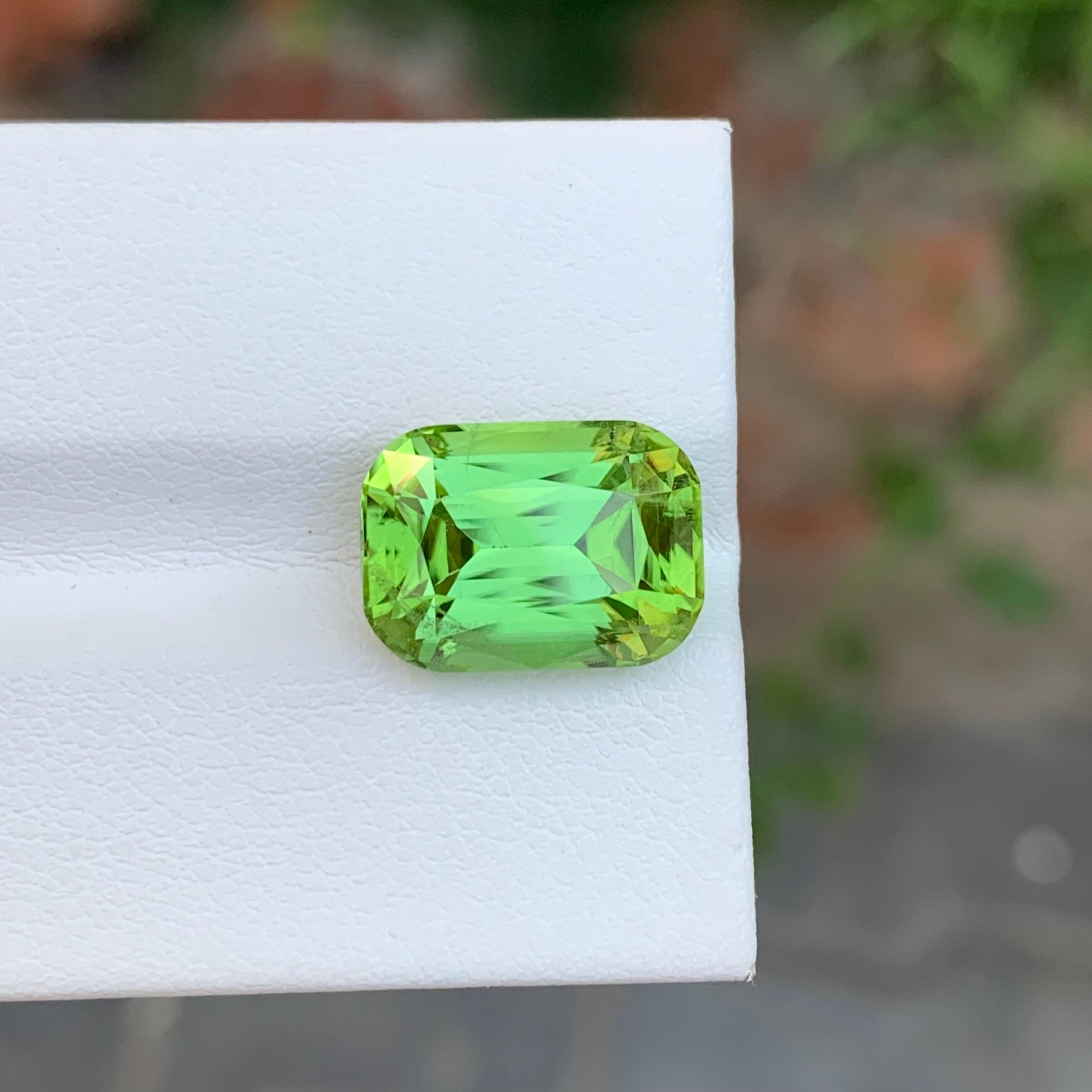 Impresionante Gema Natural De 7,60 Quilates De Peridoto Suelto En Forma De Cojín Para Anillo De Mujer en venta 3