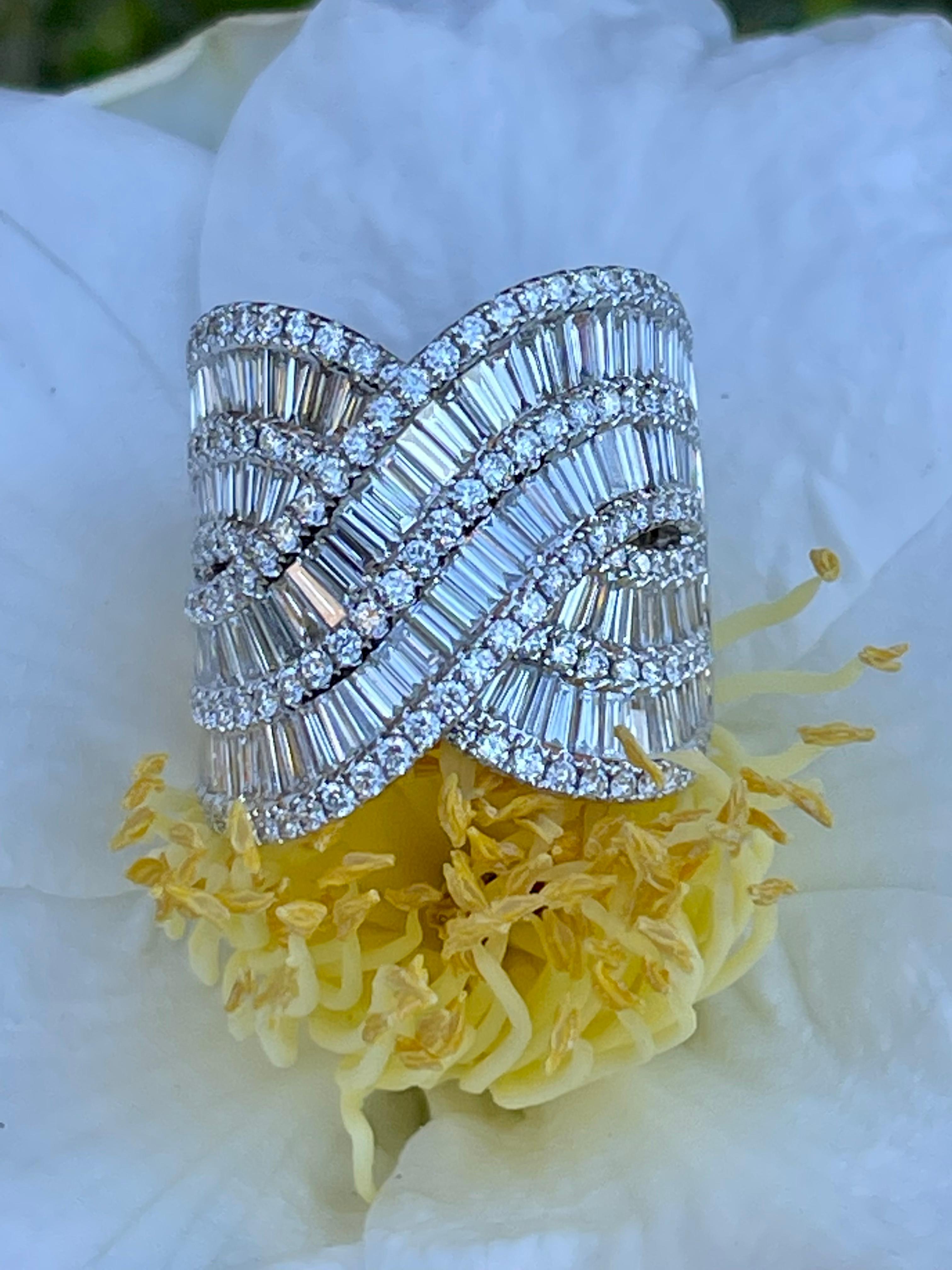 Modern Stunning 8.00 Carat Diamond Four Row X Design Wide 18 Karat White Gold Band Ring
