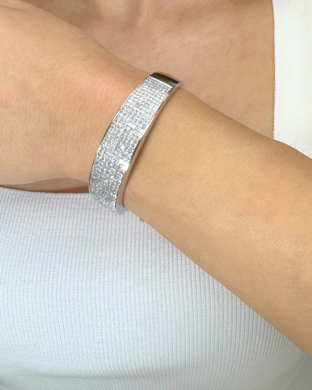 Whiting - Bracelet en or blanc 18 carats avec 8.10ct de diamants - Certifié IGI en vente 5