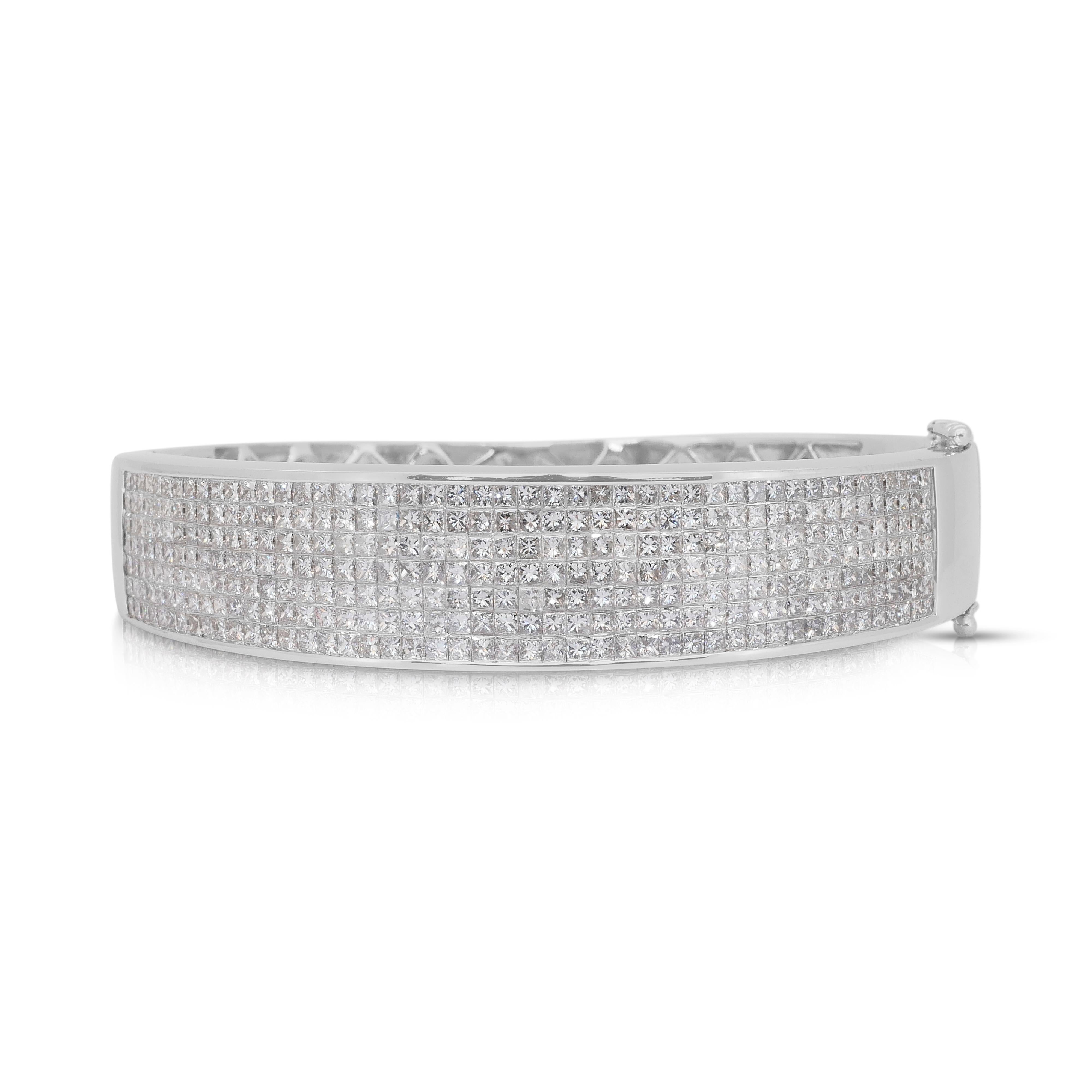 Taille princesse Whiting - Bracelet en or blanc 18 carats avec 8.10ct de diamants - Certifié IGI en vente