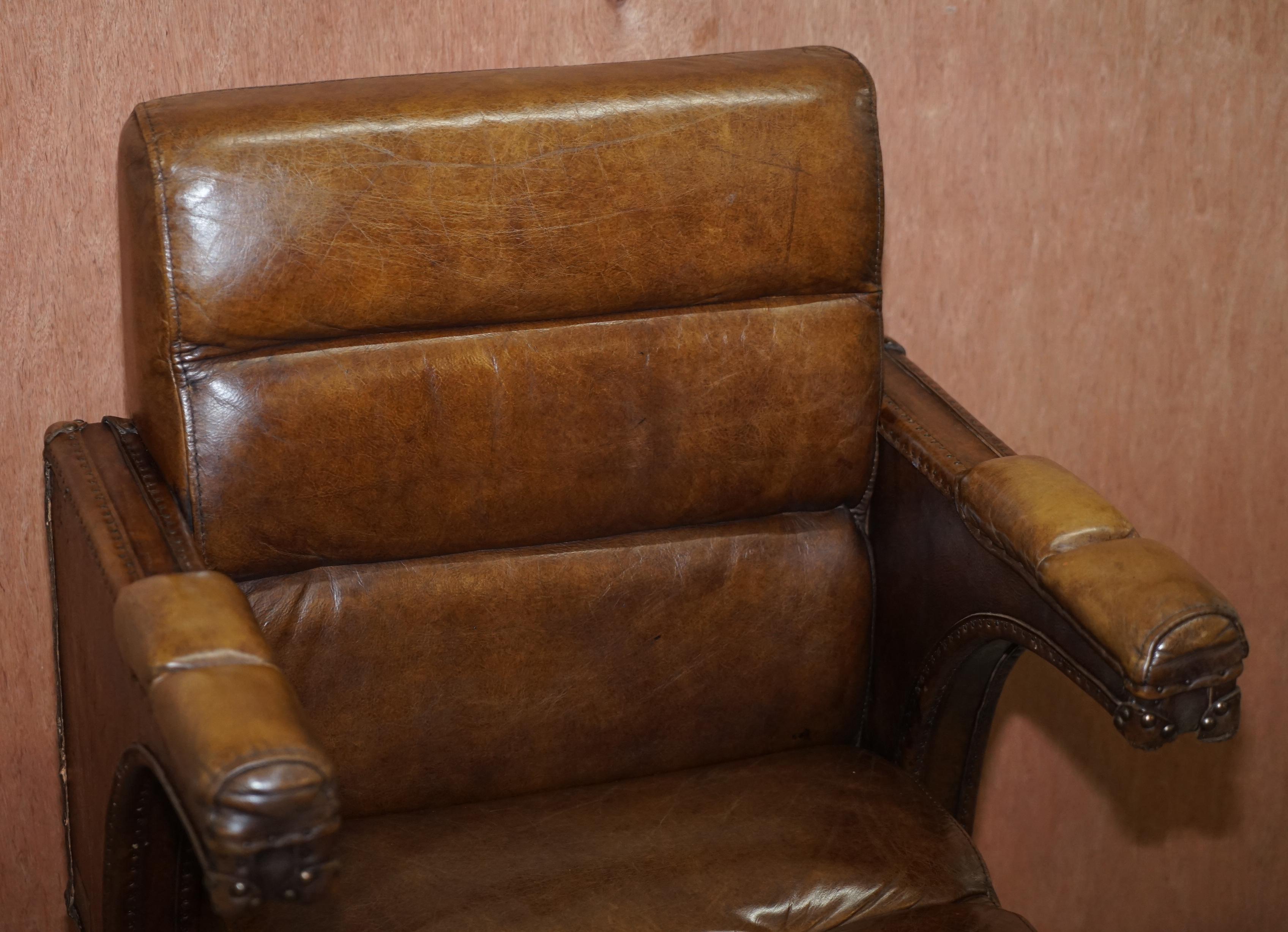 Anglais Fauteuil d'administrateur en cuir brun sado-maso:: bureau de capitaine