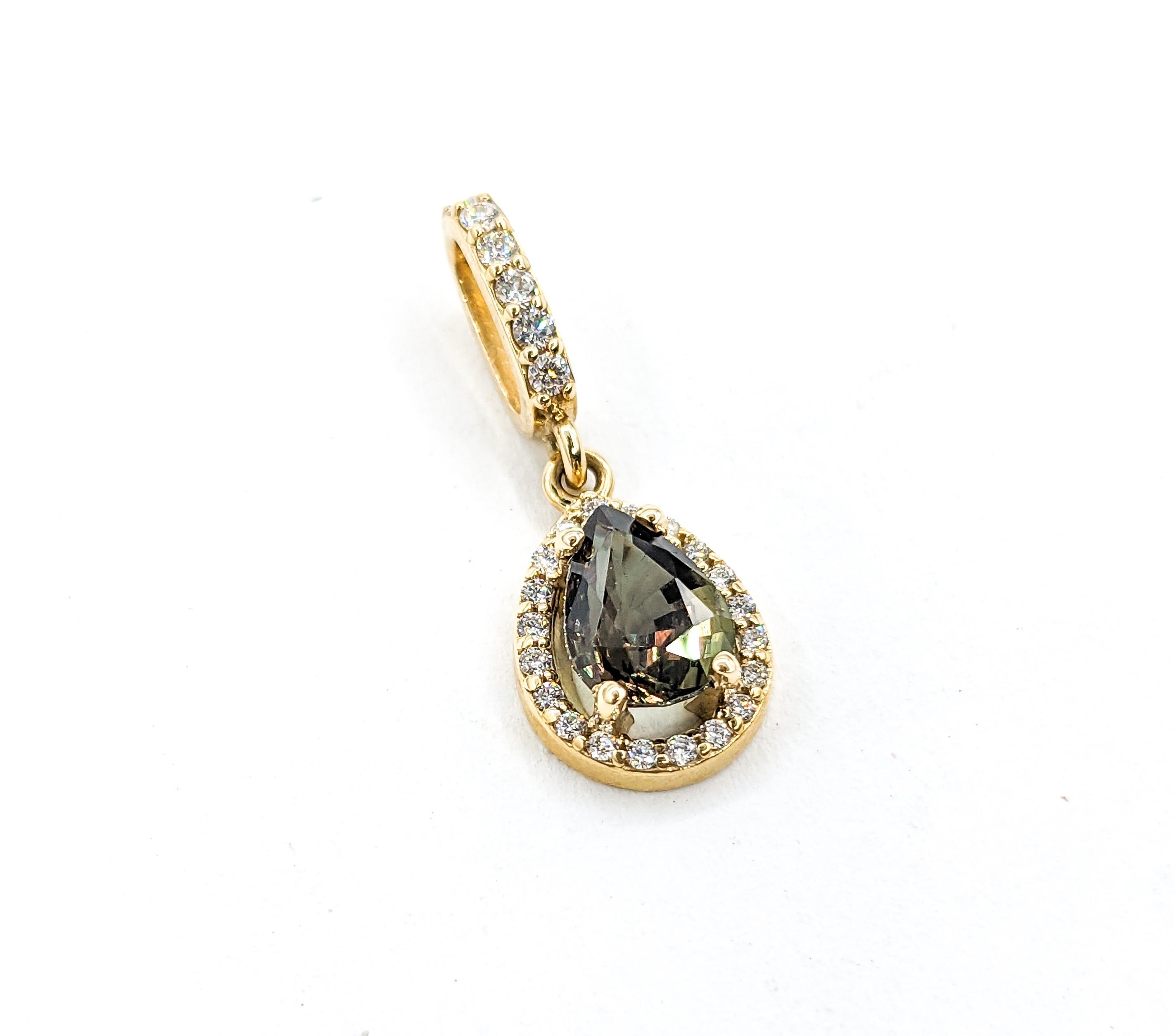 Stunning Alexandrite & Diamond Yellow Gold Pendant For Sale 6