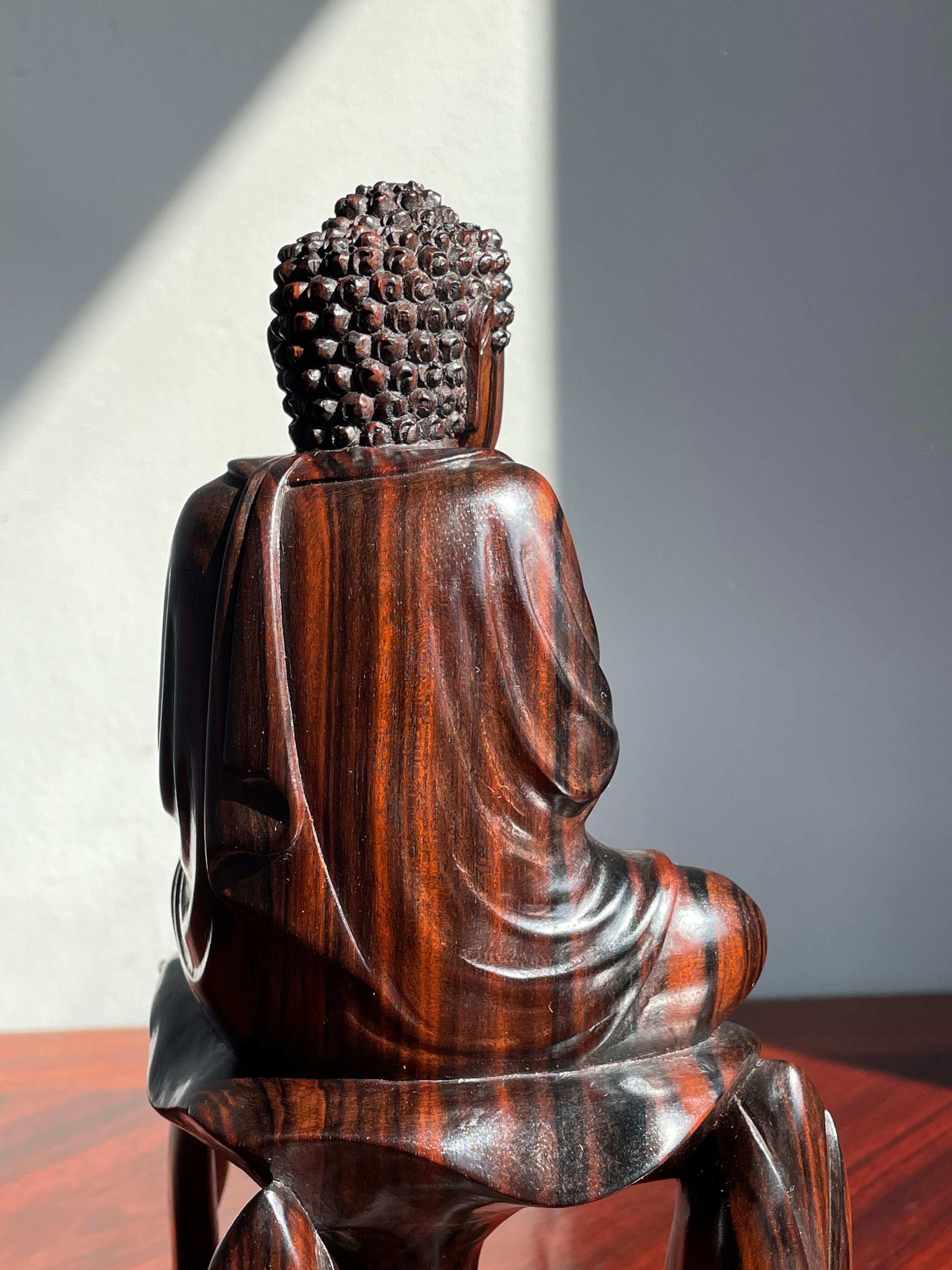 Stunning All Hand Carved Coromandel Sculpture of Sitting Buddha Amida on Lotus In Excellent Condition For Sale In Lisse, NL