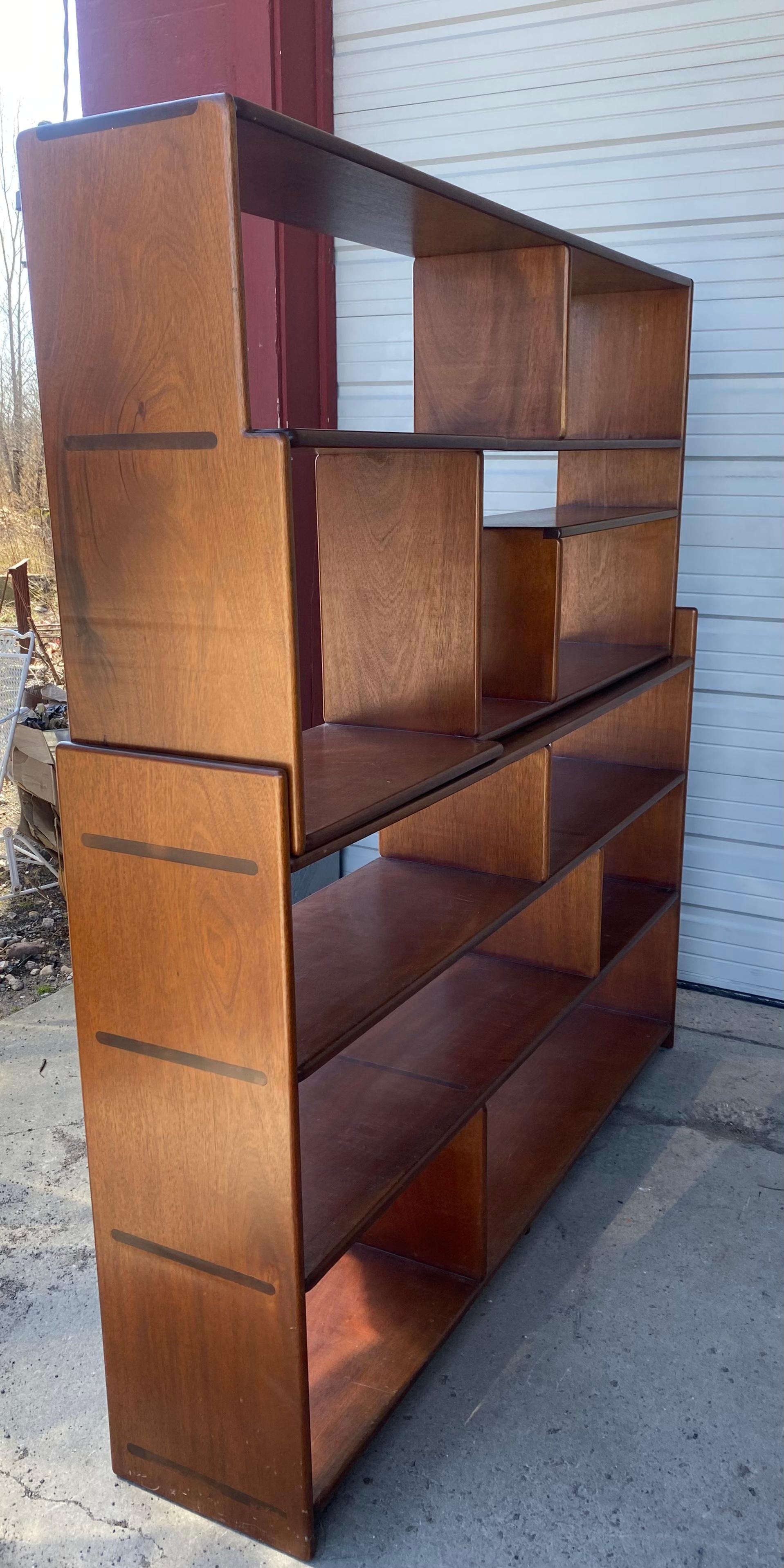 Hand-Crafted Stunning American Crafts Modernist Bench-Made Bookcase, Divider, Shelving