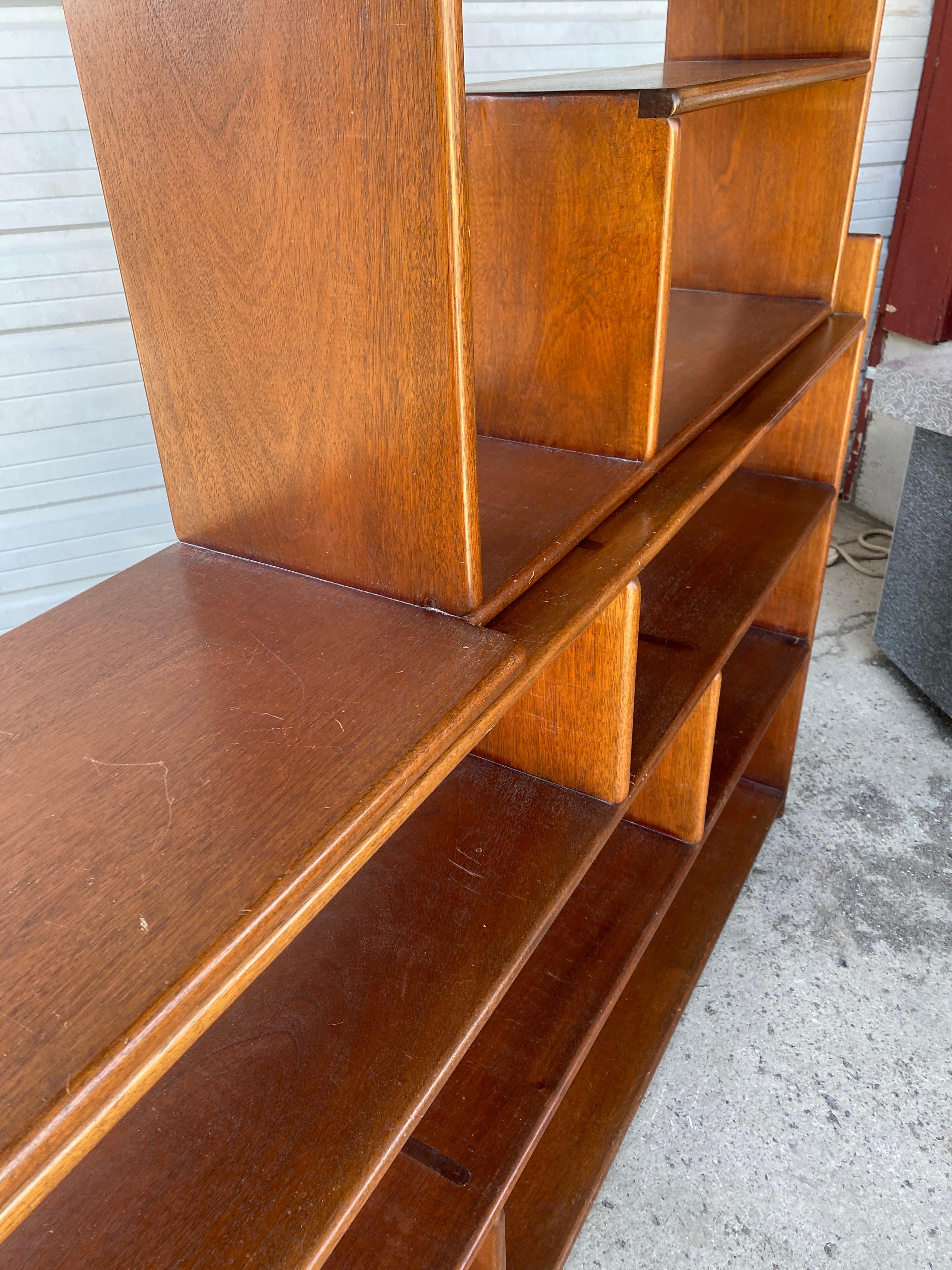 Stunning American Crafts Modernist Bench-Made Bookcase, Divider, Shelving 2