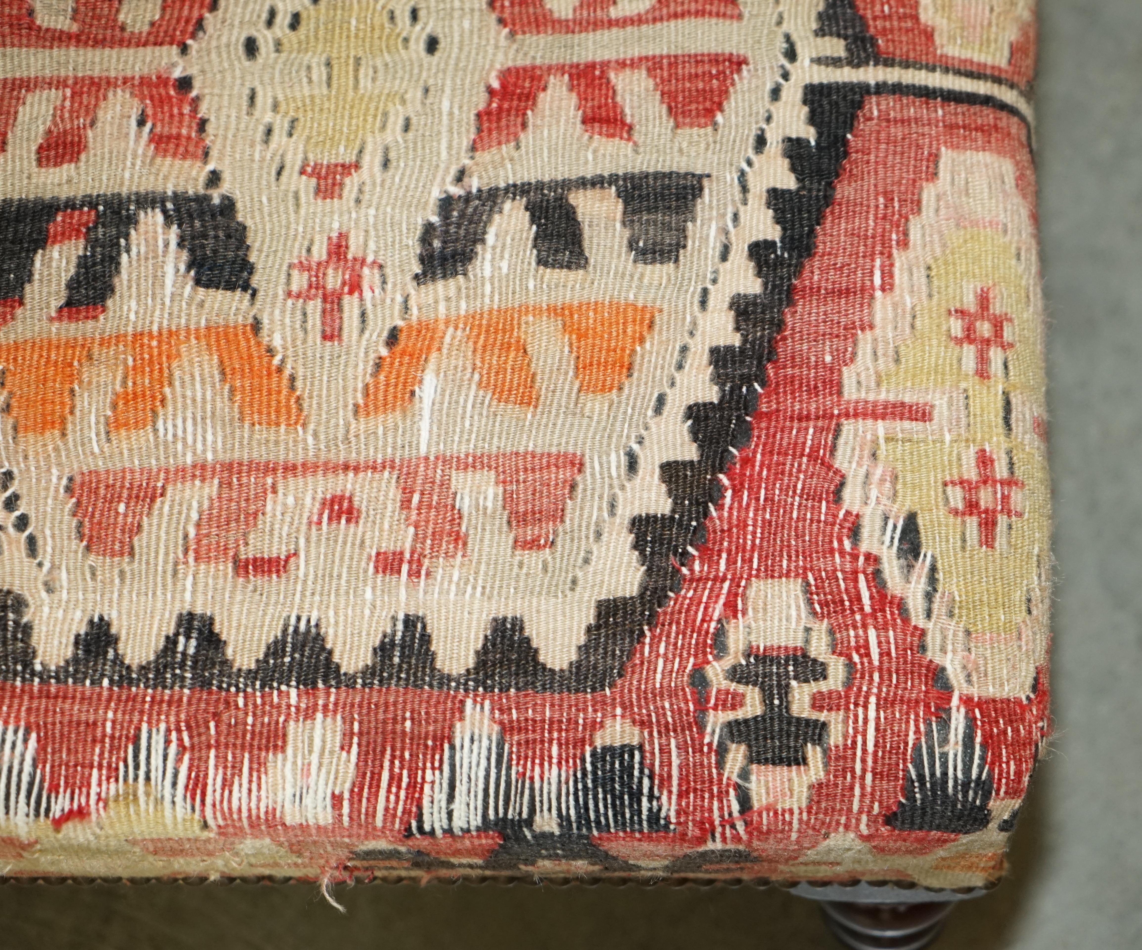STUNNING AND COLLECTABLE ViNTAGE GEORGE SMITH CHELSEA KILIM FOOTSTOOL OTTOMAN 8