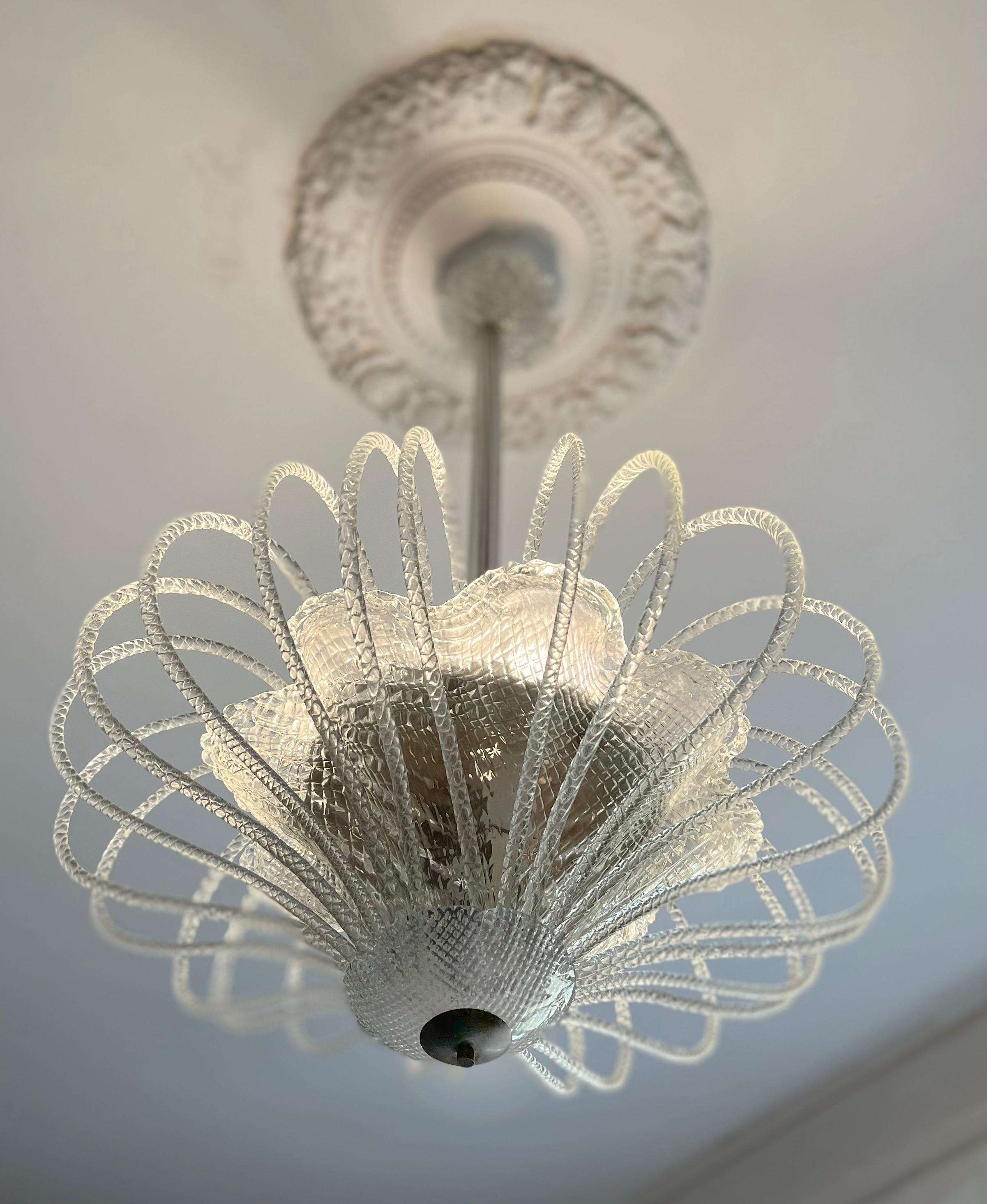 Stunning and Original Chandelier by Barovier & Toso, Murano, 1940s For Sale 3
