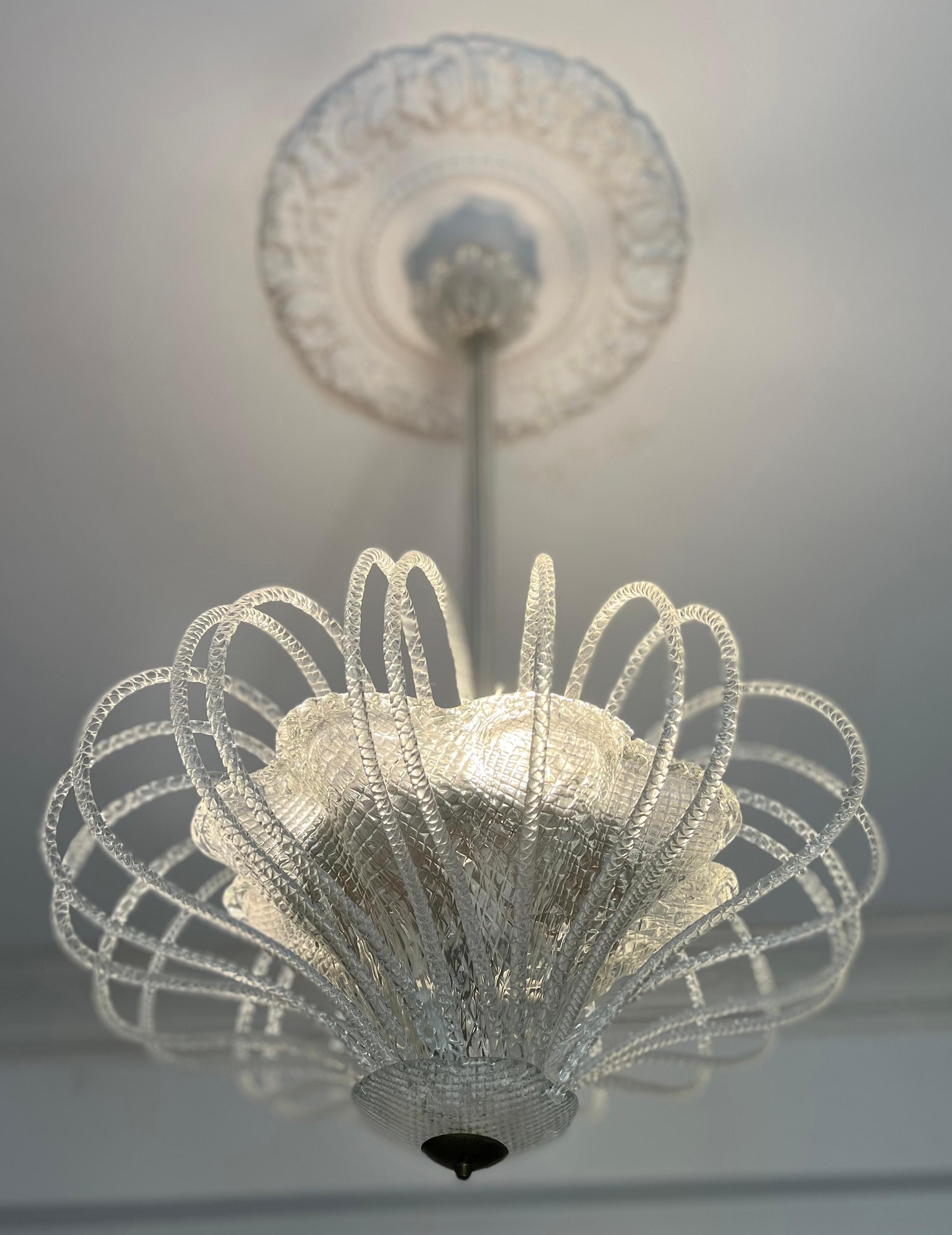 Stunning and Original Chandelier by Barovier & Toso, Murano, 1940s For Sale 4