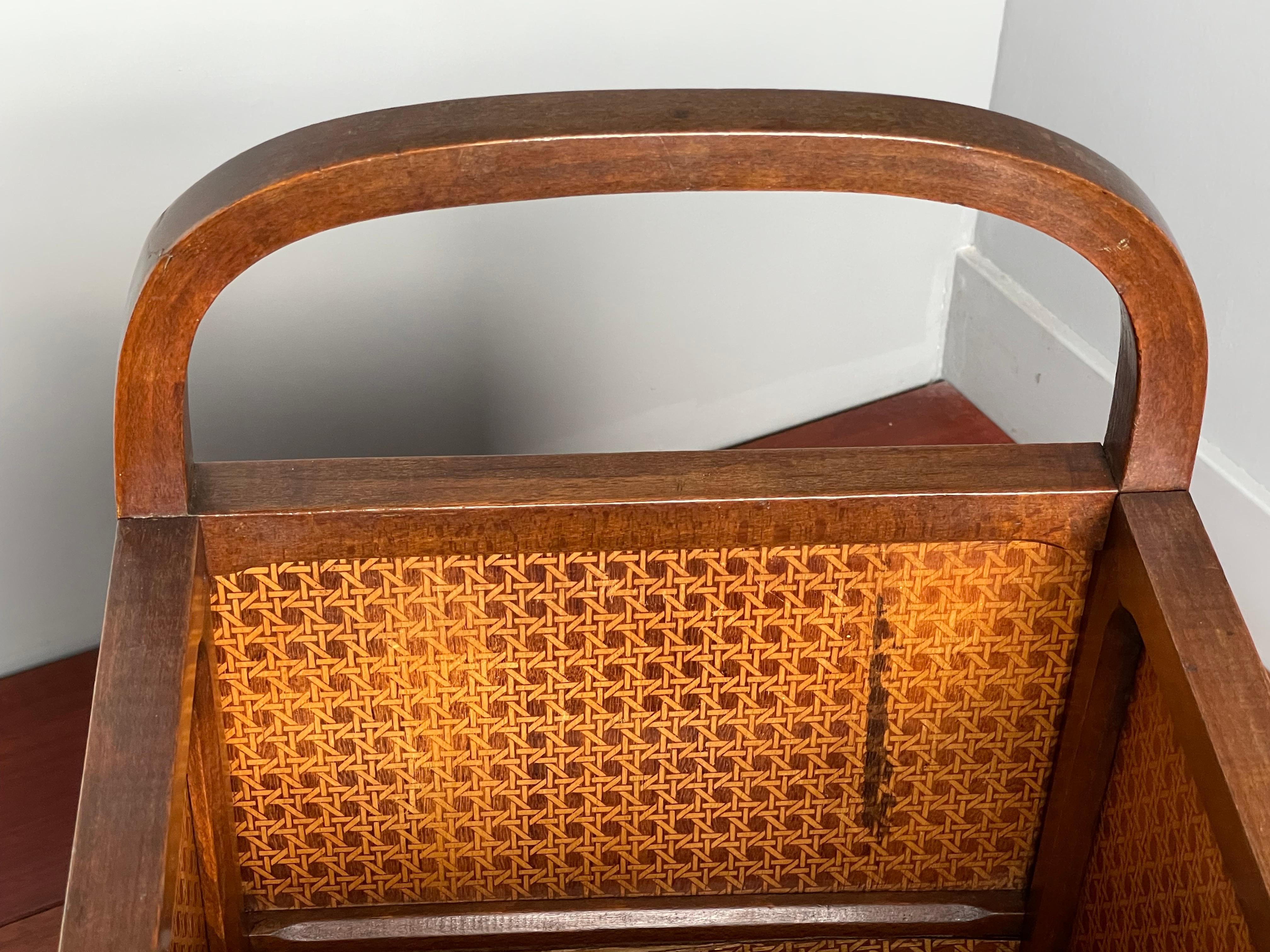 Stunning and Rare Design, Early 20th Century Bentwood Modernist Magazine Stand For Sale 2