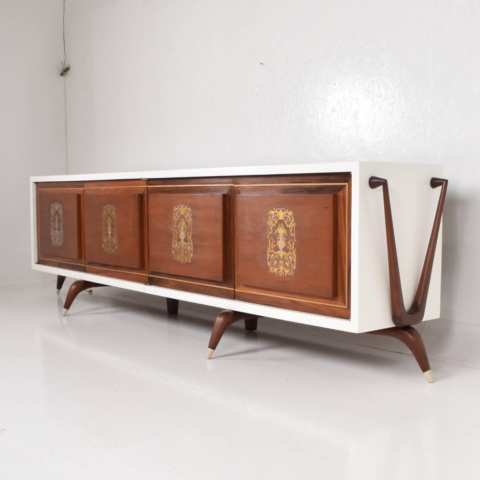 Stunning and Rare Mid-Century Modernist Custom Credenza, Mexico, 1950s 12