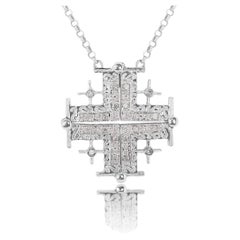 Stunning and Unique 0.33ct Cluster Necklace set in 18K White Gold