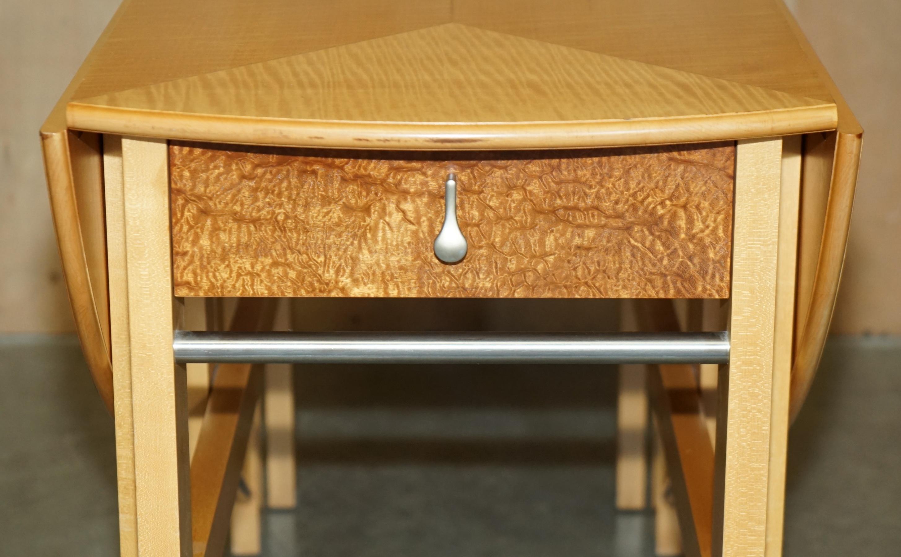 20th Century STUNNING ANDREW VARAH SATINWOOD WALNUT ROUND EXTENDING DINING TABLE WITH DRAWERs For Sale