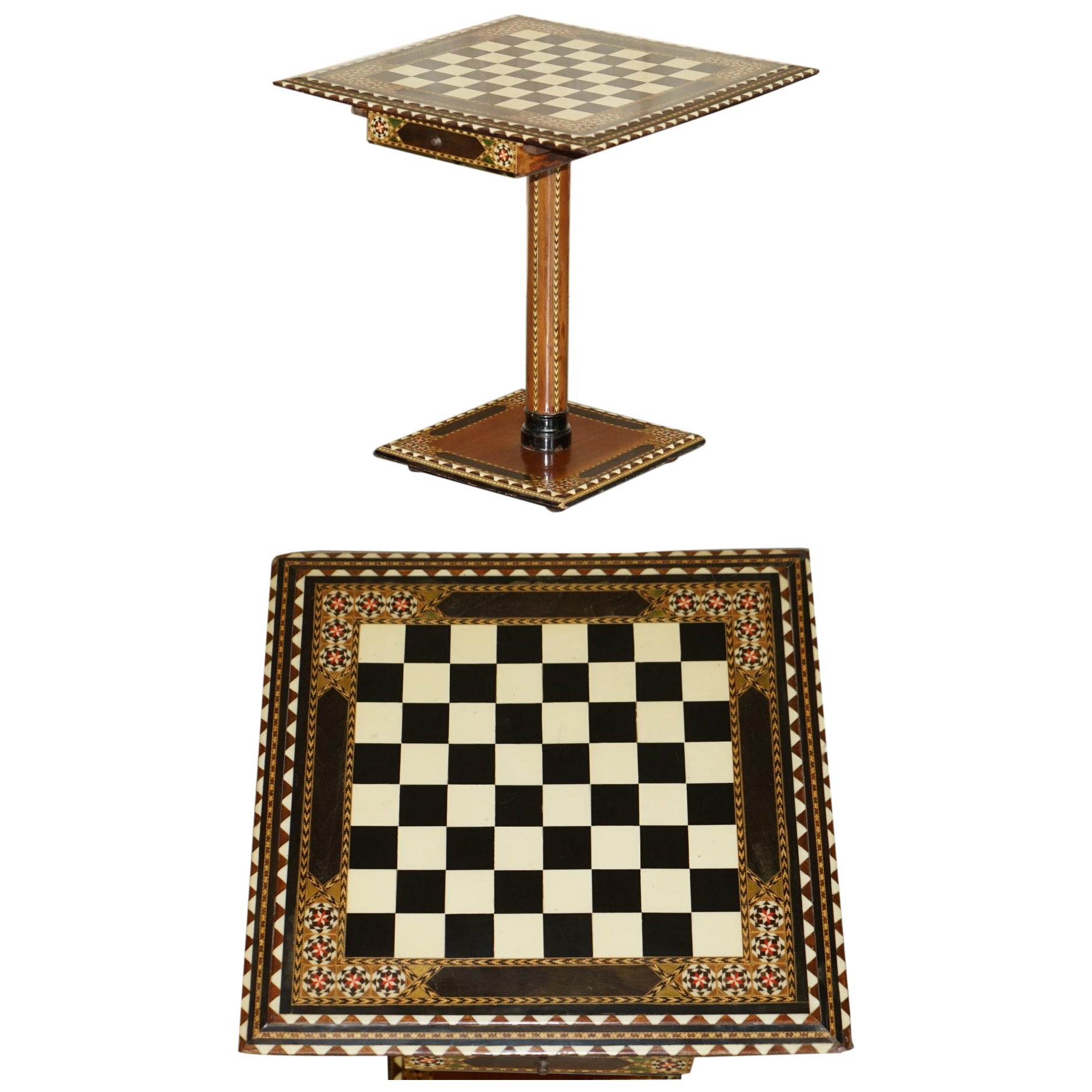 Stupefacente tavolo da gioco anglo-indiano del 1920 circa, con scacchi e cassetti gemelli