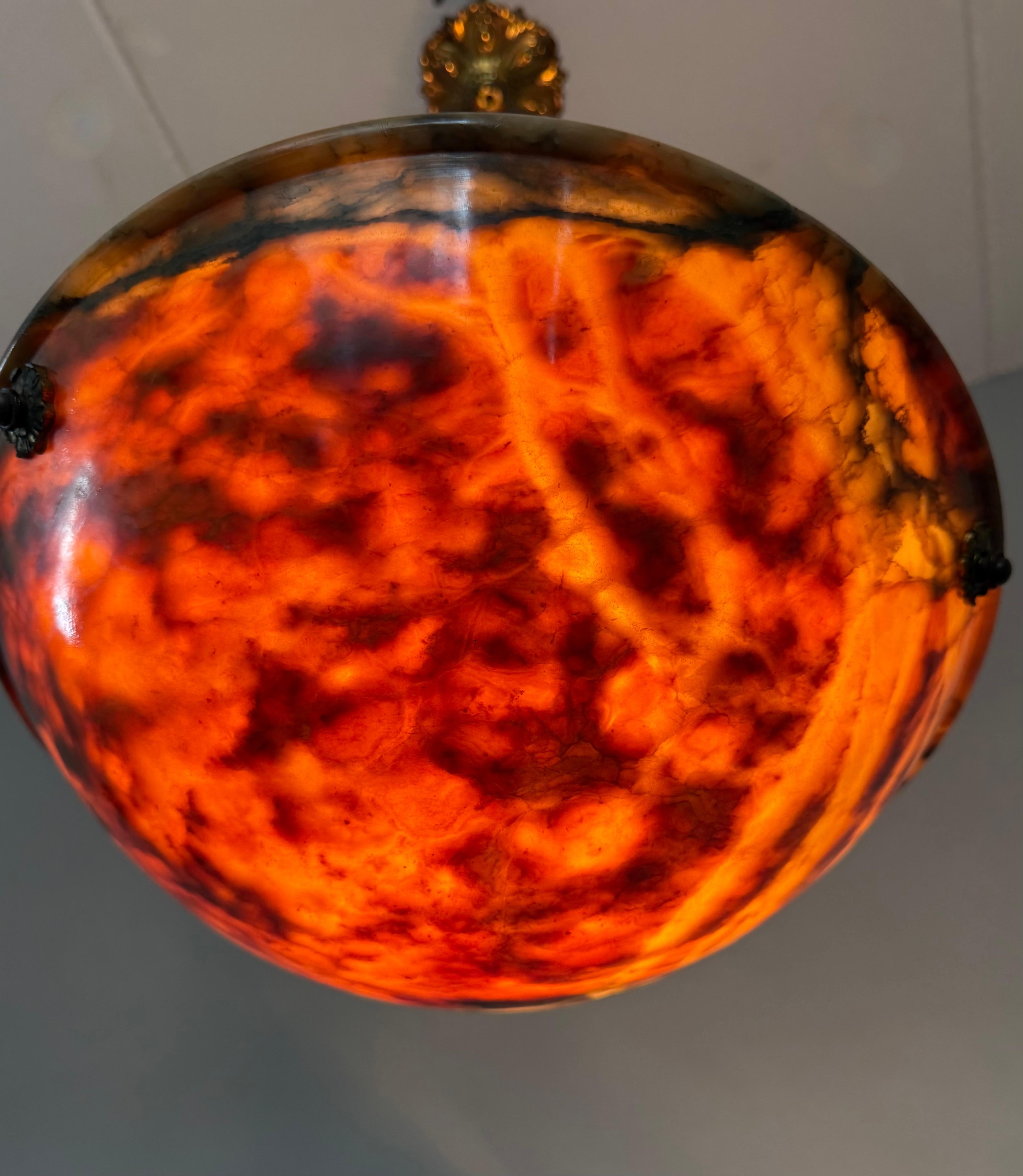 Stunning Antique Art Deco Alabaster Pendant / Flush Mount with Amazing Colors in vendita 7
